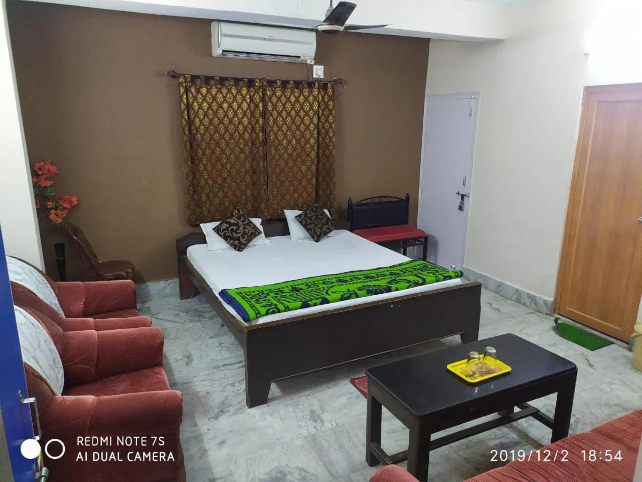 Photo of the whole room, Bed in M/s HOTEL DIWAN INTERNATIONAL