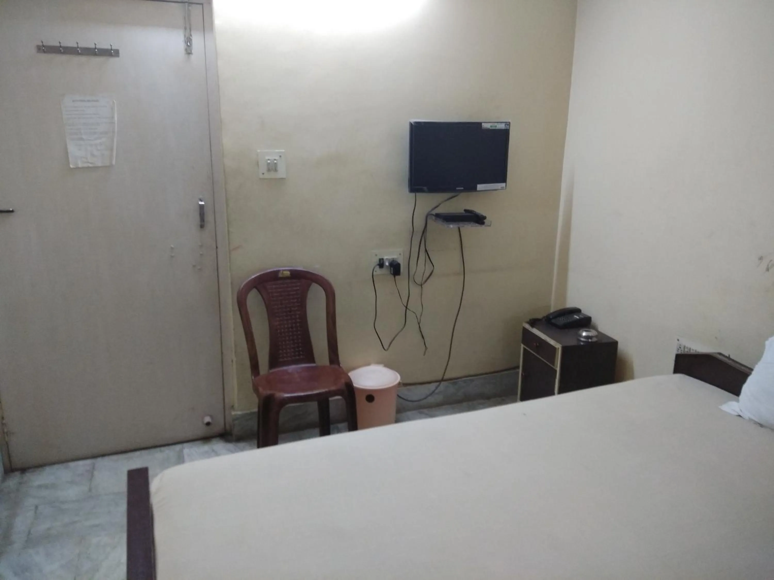 TV and multimedia, Bed in M/s HOTEL DIWAN INTERNATIONAL