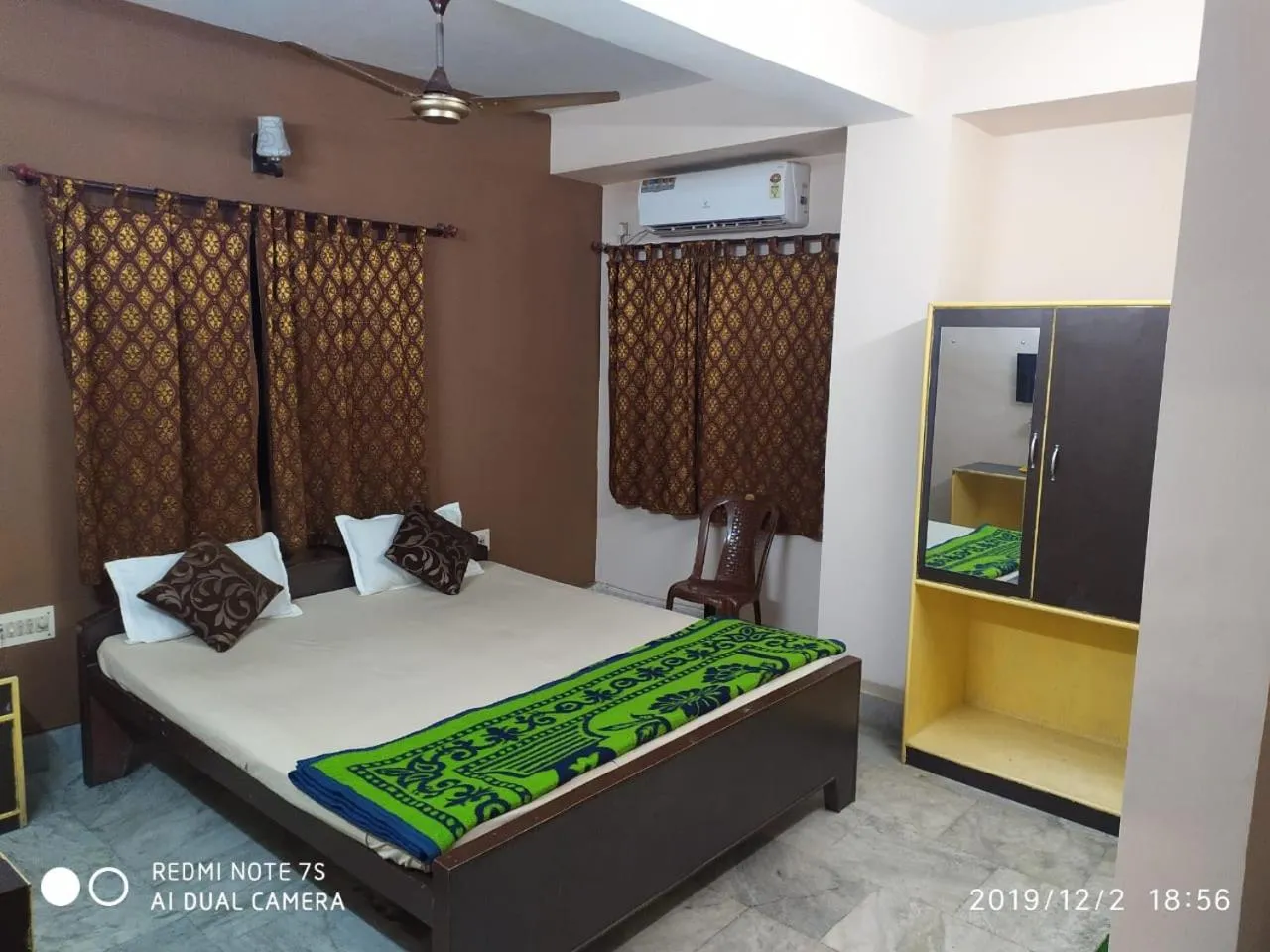 Photo of the whole room, Bed in M/s HOTEL DIWAN INTERNATIONAL