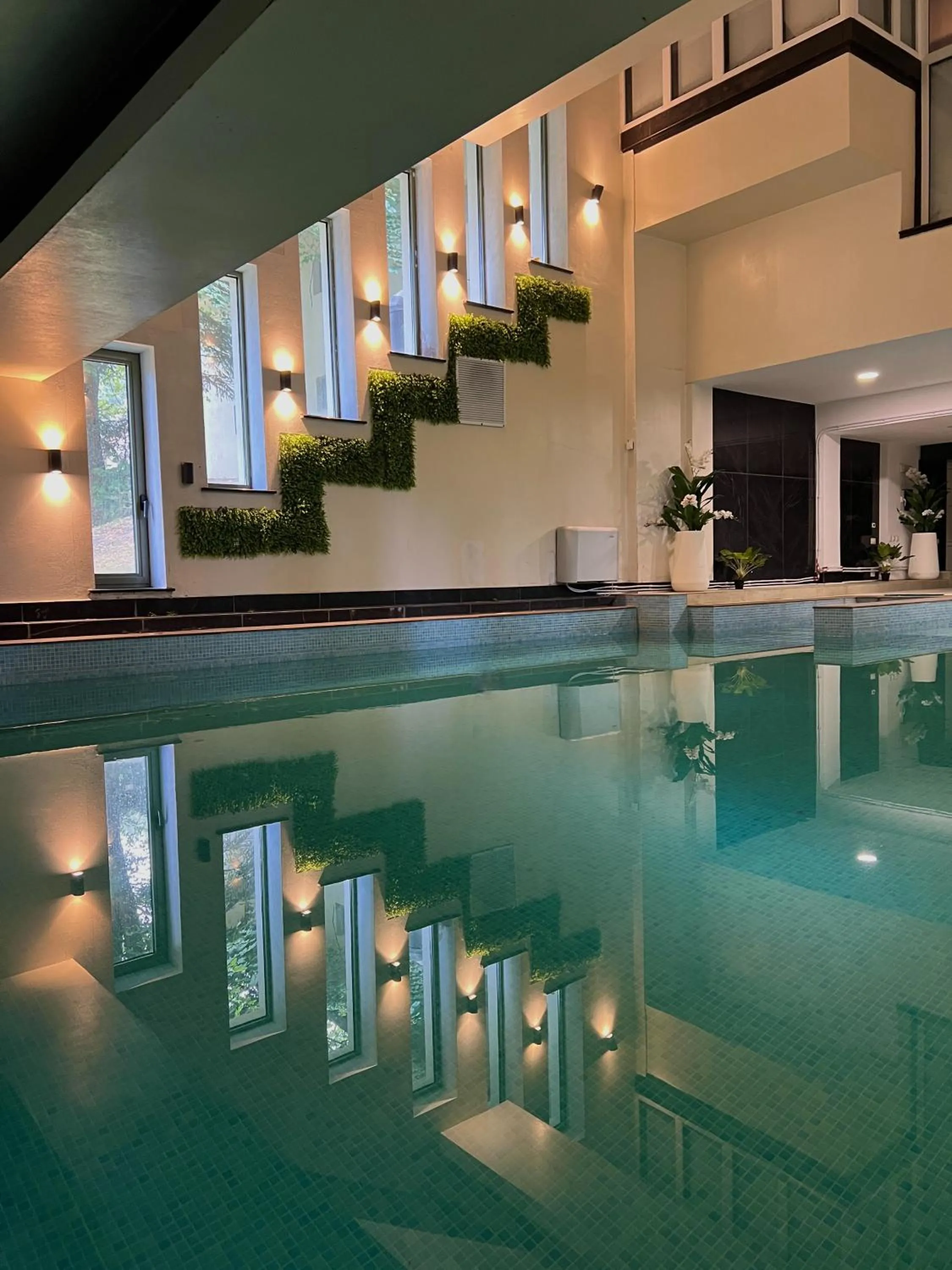 Swimming pool in Hotel & Restaurant Sofia