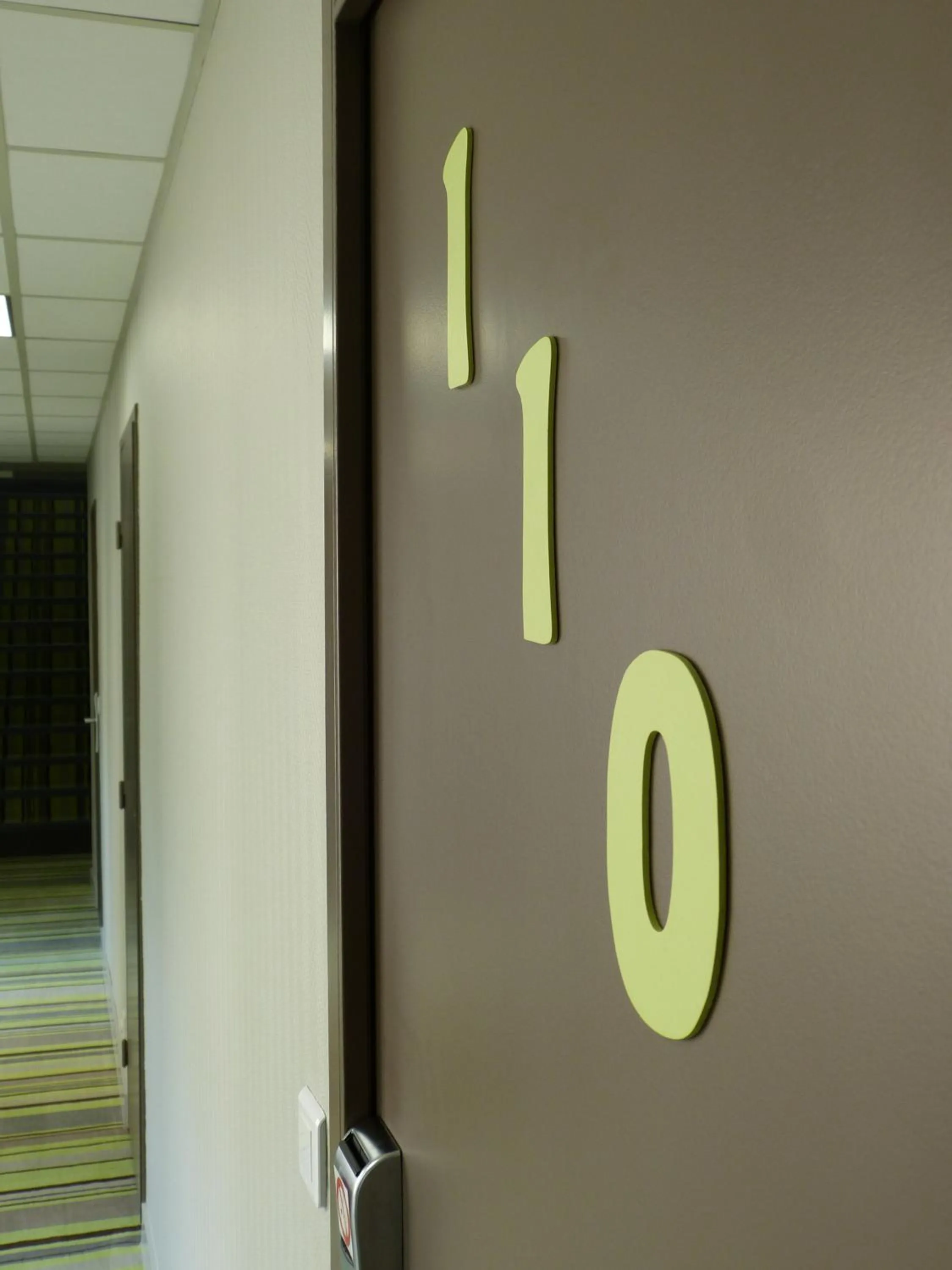 Bedroom in Hotel ARBOR - Les Hunaudieres - Le Mans Sud - Mulsanne