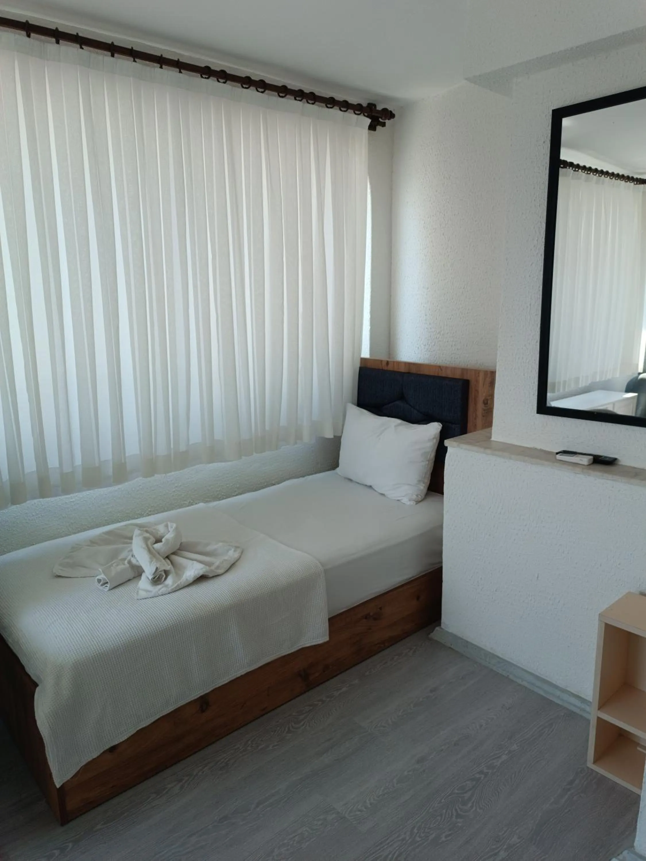 Photo of the whole room, Bed in Tepe Hotel