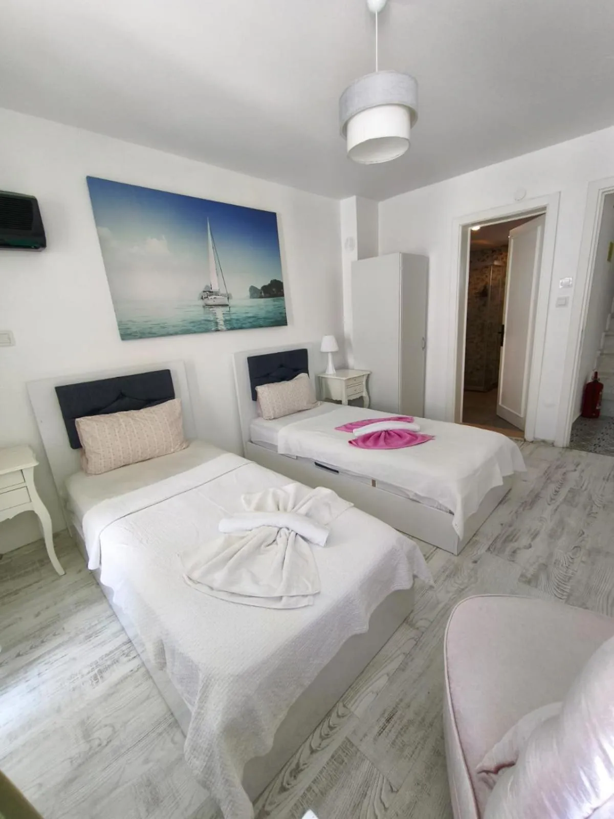 Photo of the whole room, Bed in Tepe Hotel