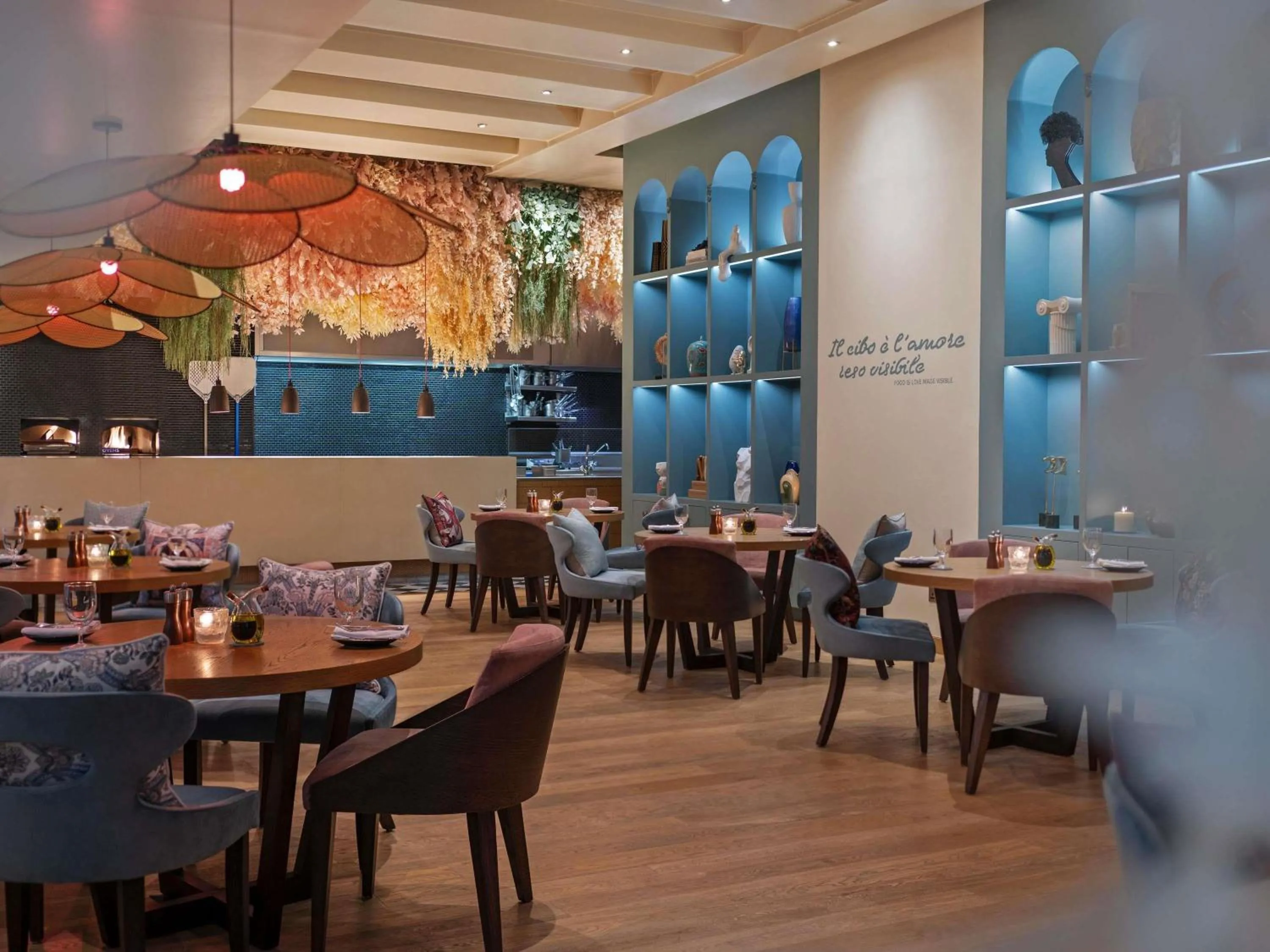 Restaurant/places to eat in Fairmont Riyadh