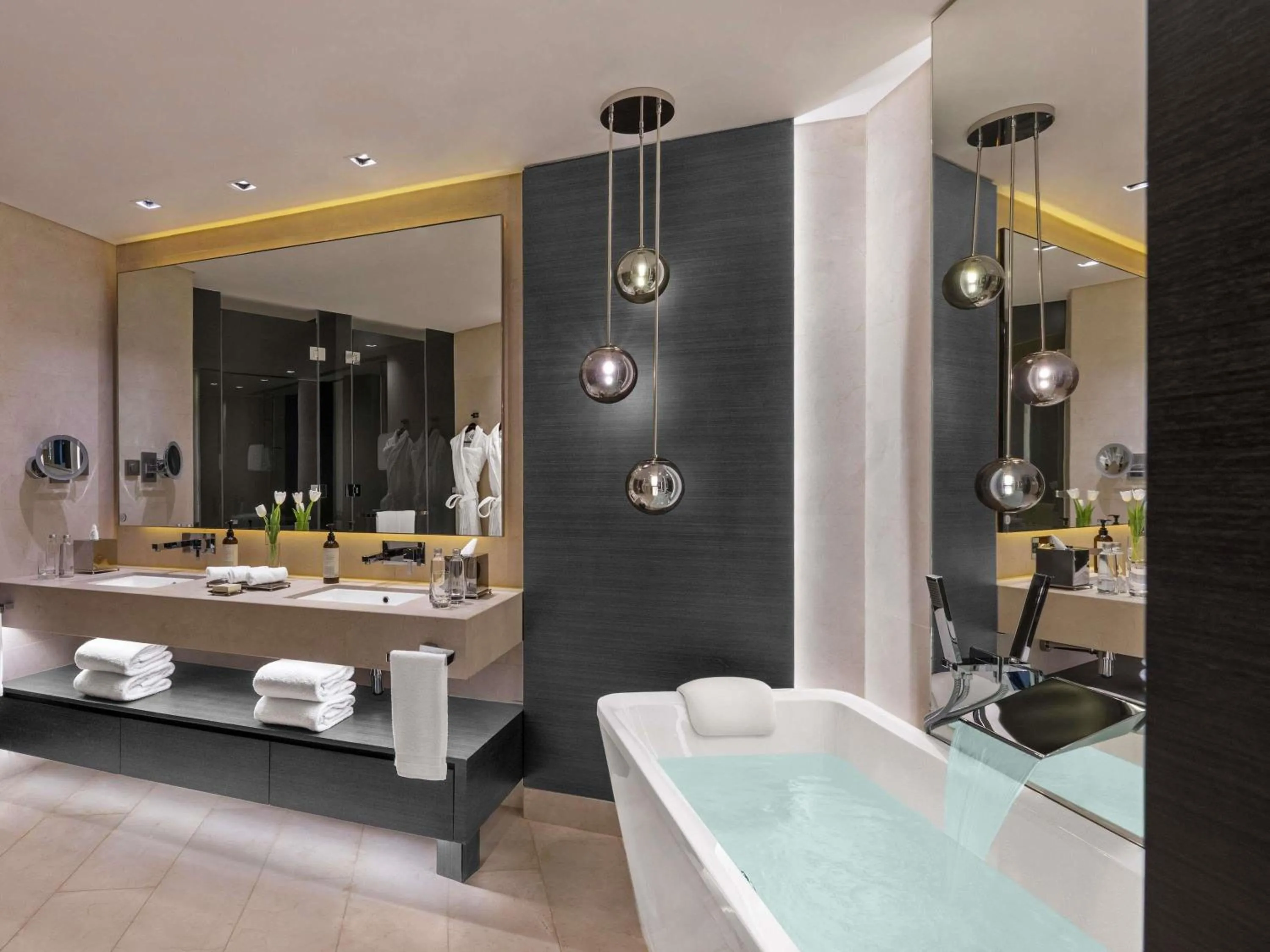 Bedroom in Fairmont Riyadh