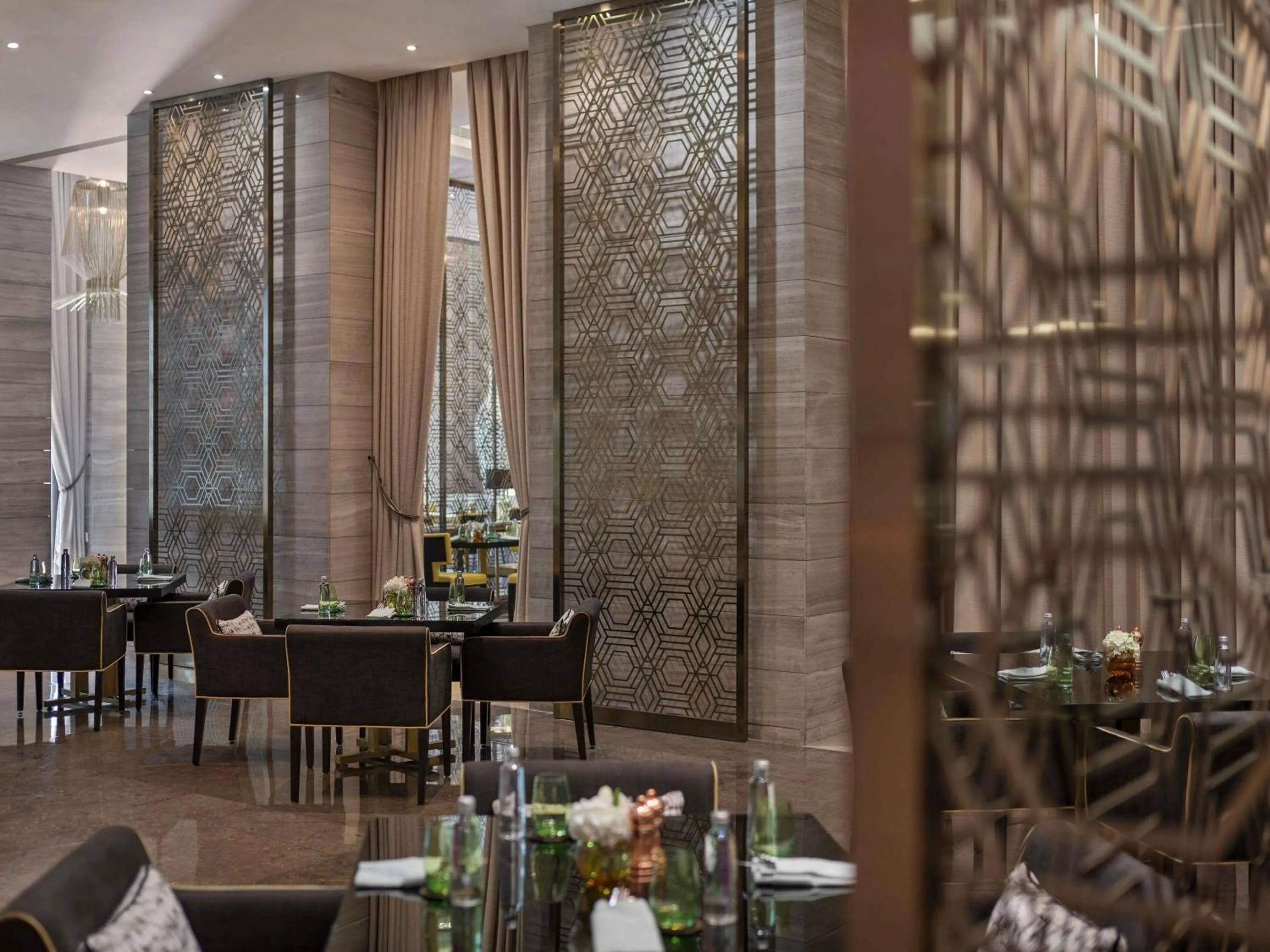 Restaurant/places to eat in Fairmont Riyadh