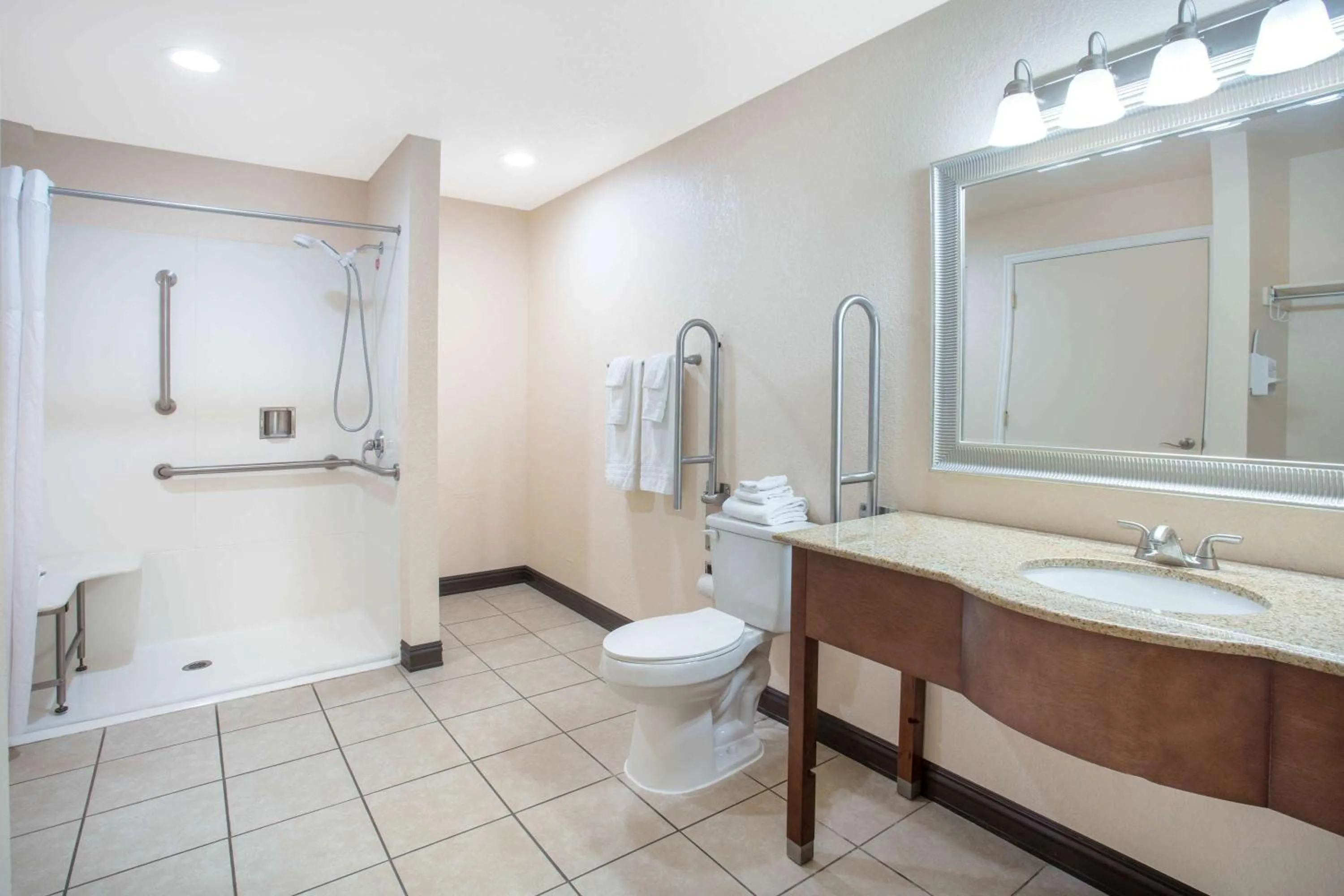 Shower in Travelodge by Wyndham Hawthorne