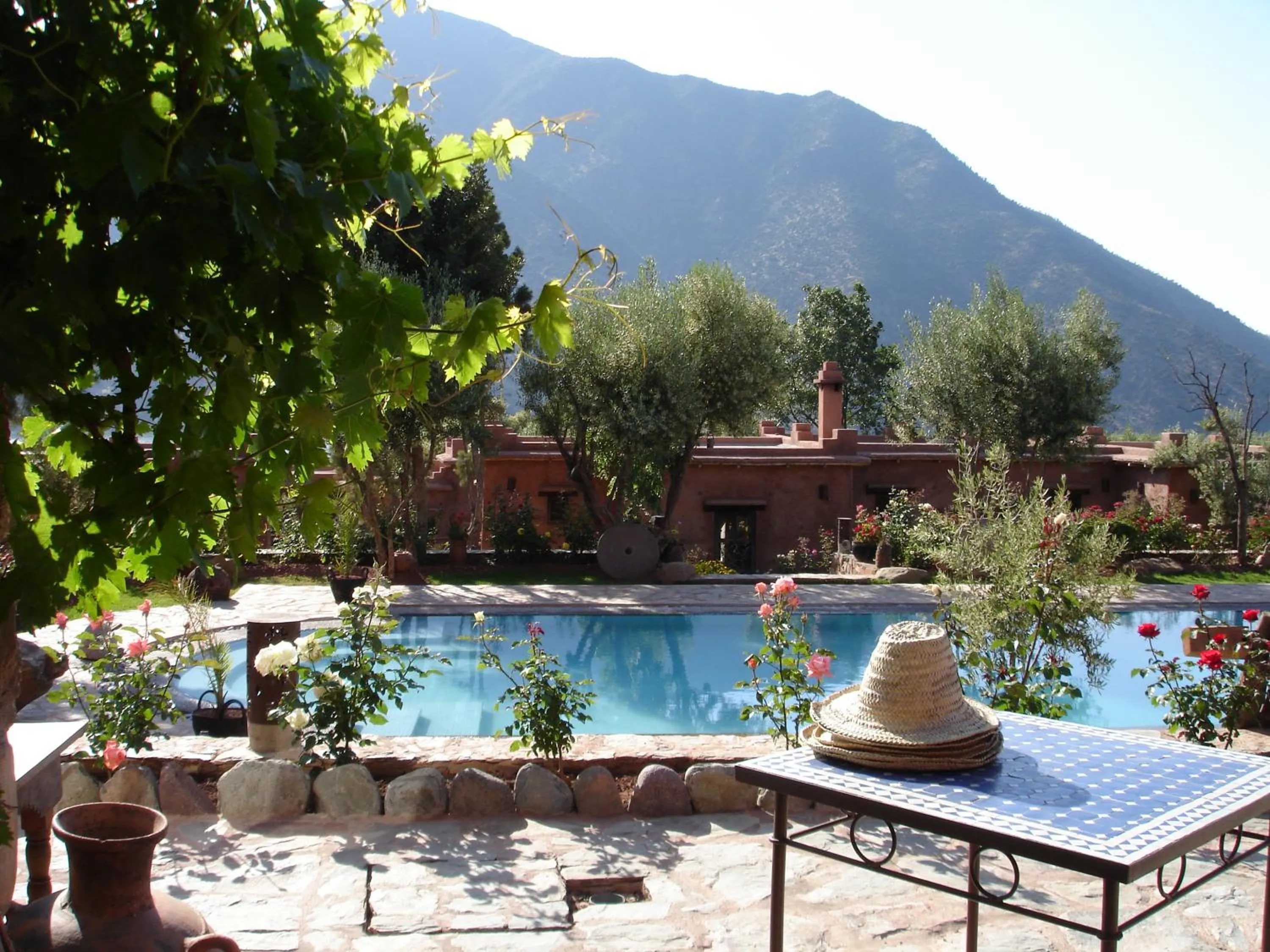 Balcony/Terrace in Auberge Chez Momo II