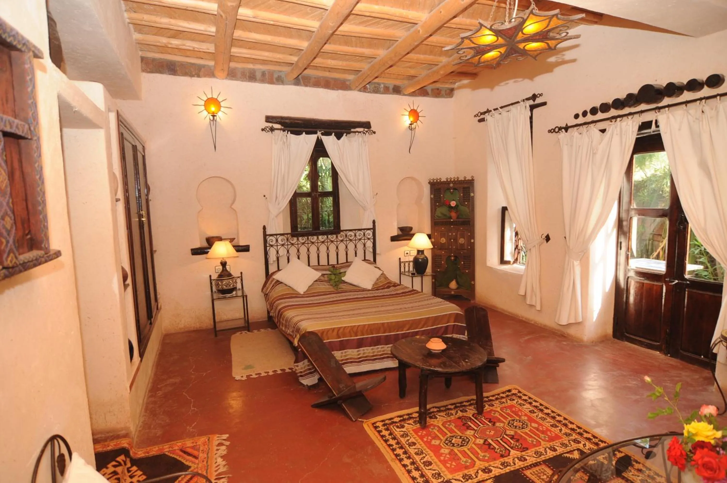 Photo of the whole room in Auberge Chez Momo II