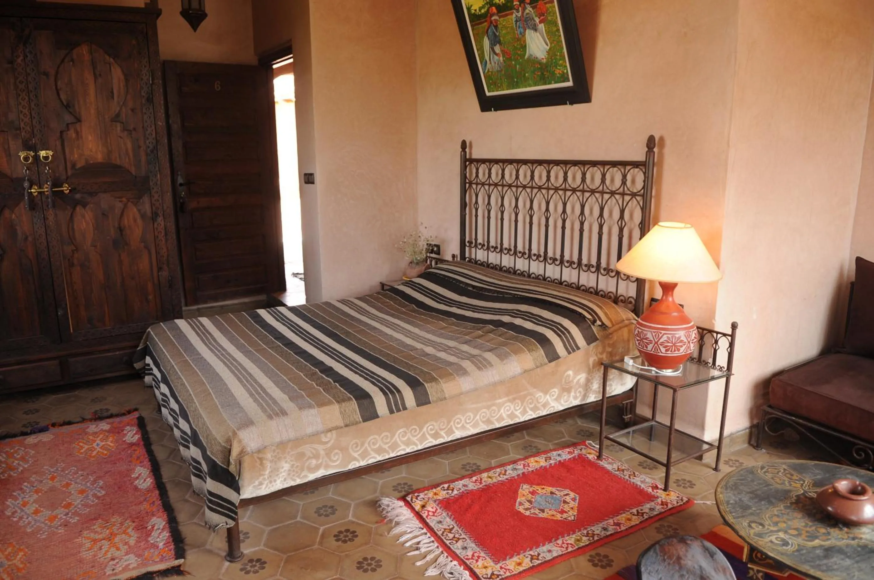 Pets, Bed in Auberge Chez Momo II