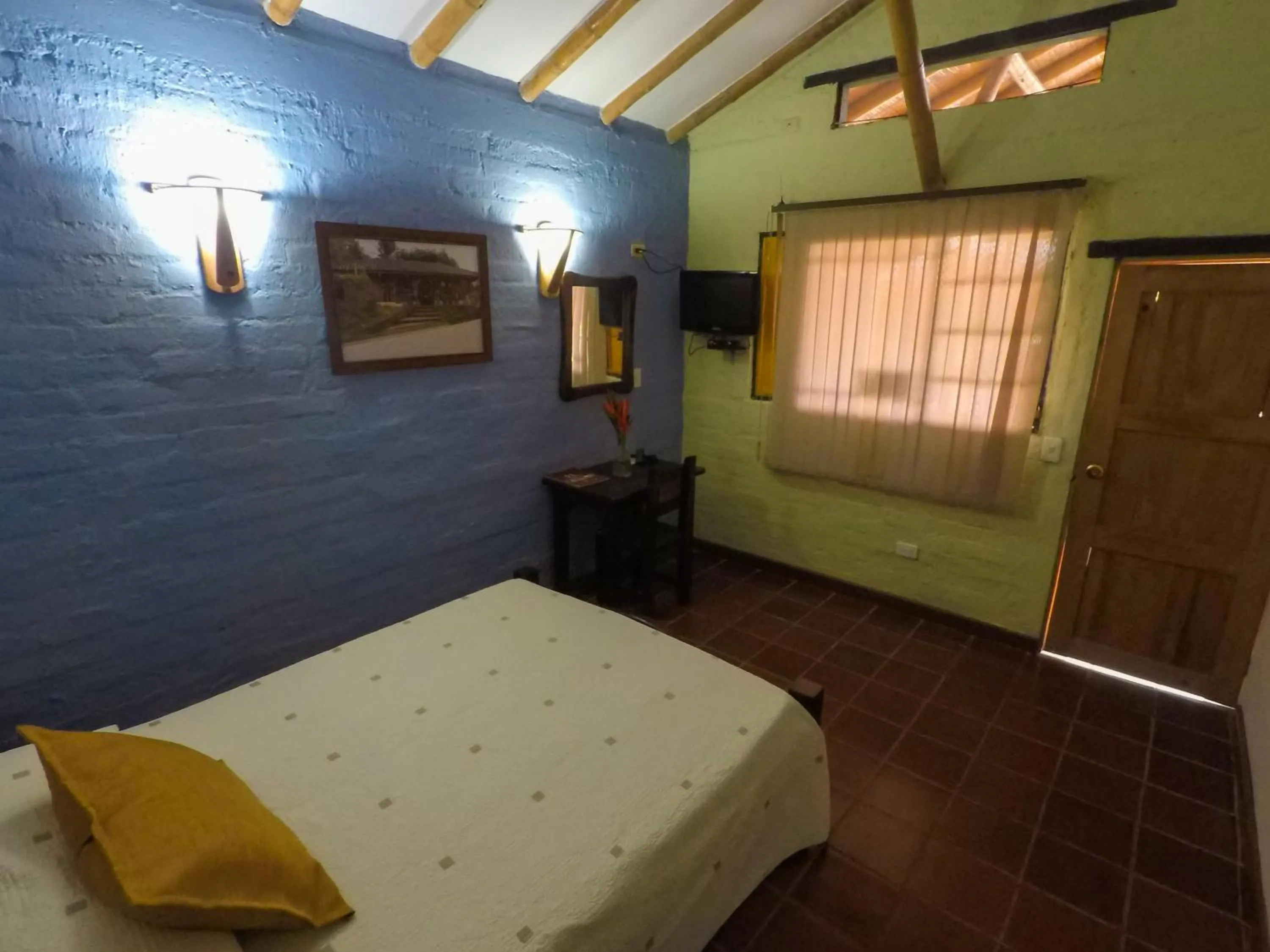 Bed in Finca Hotel La Quinta Porra