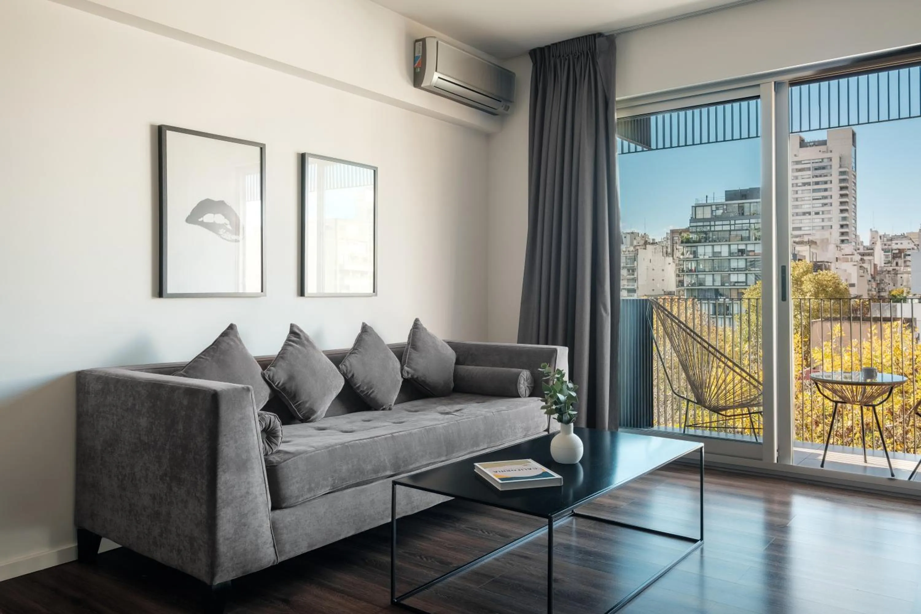 Living room in Nido at Quartier Dorrego