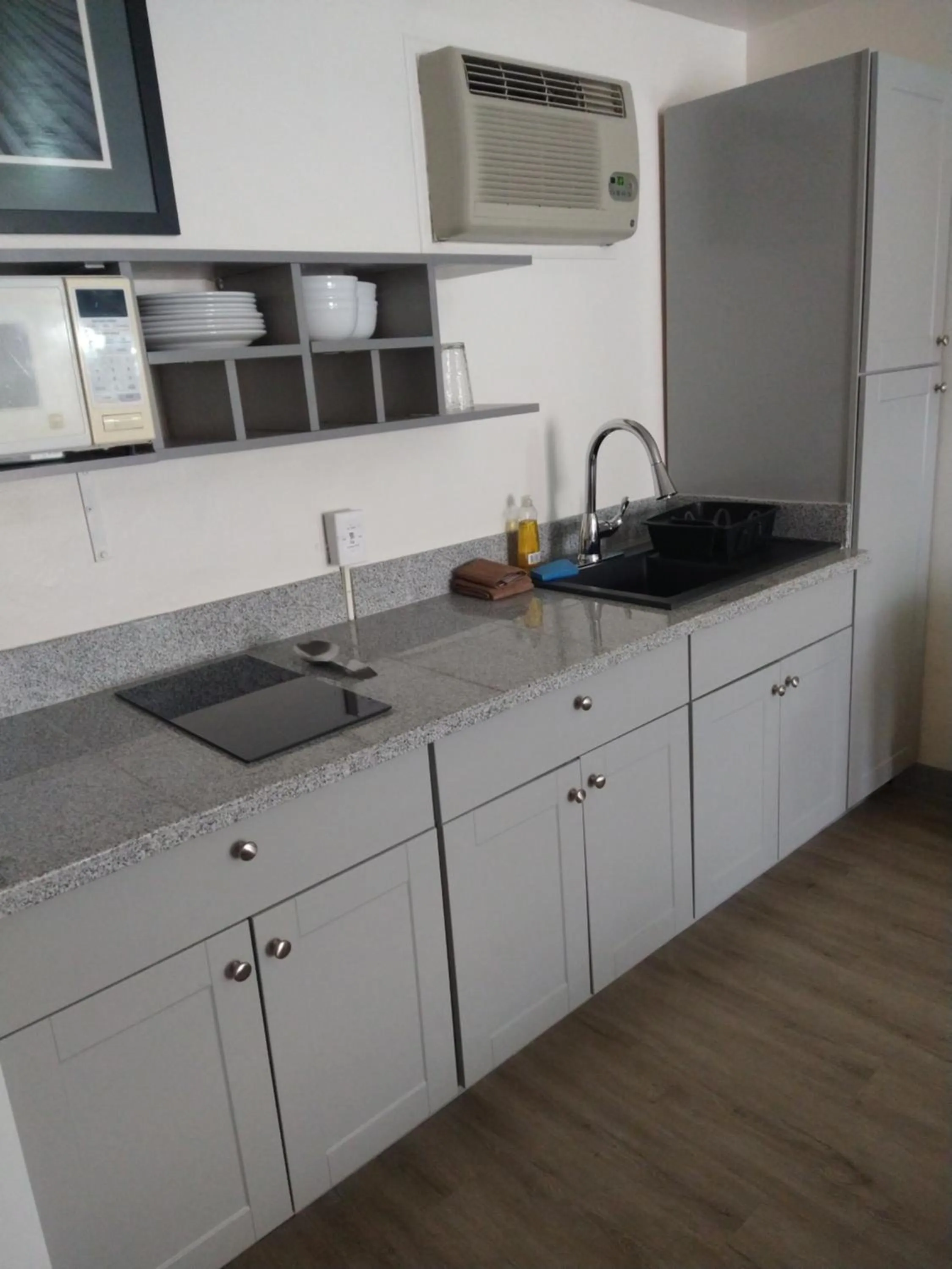 Kitchen or kitchenette in Budget Inn Durango