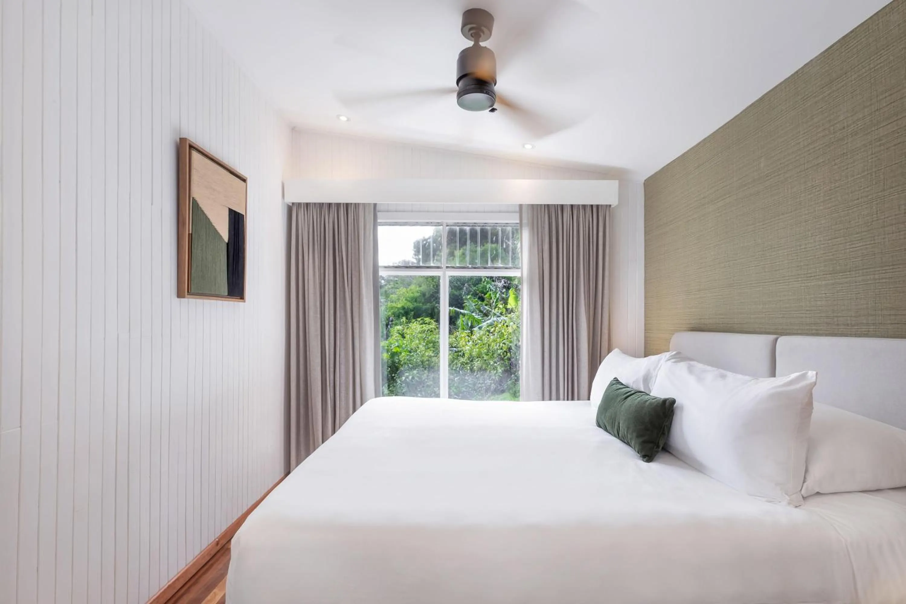 Photo of the whole room, Bed in Senda Monteverde Hotel Member of the Cayuga Collection