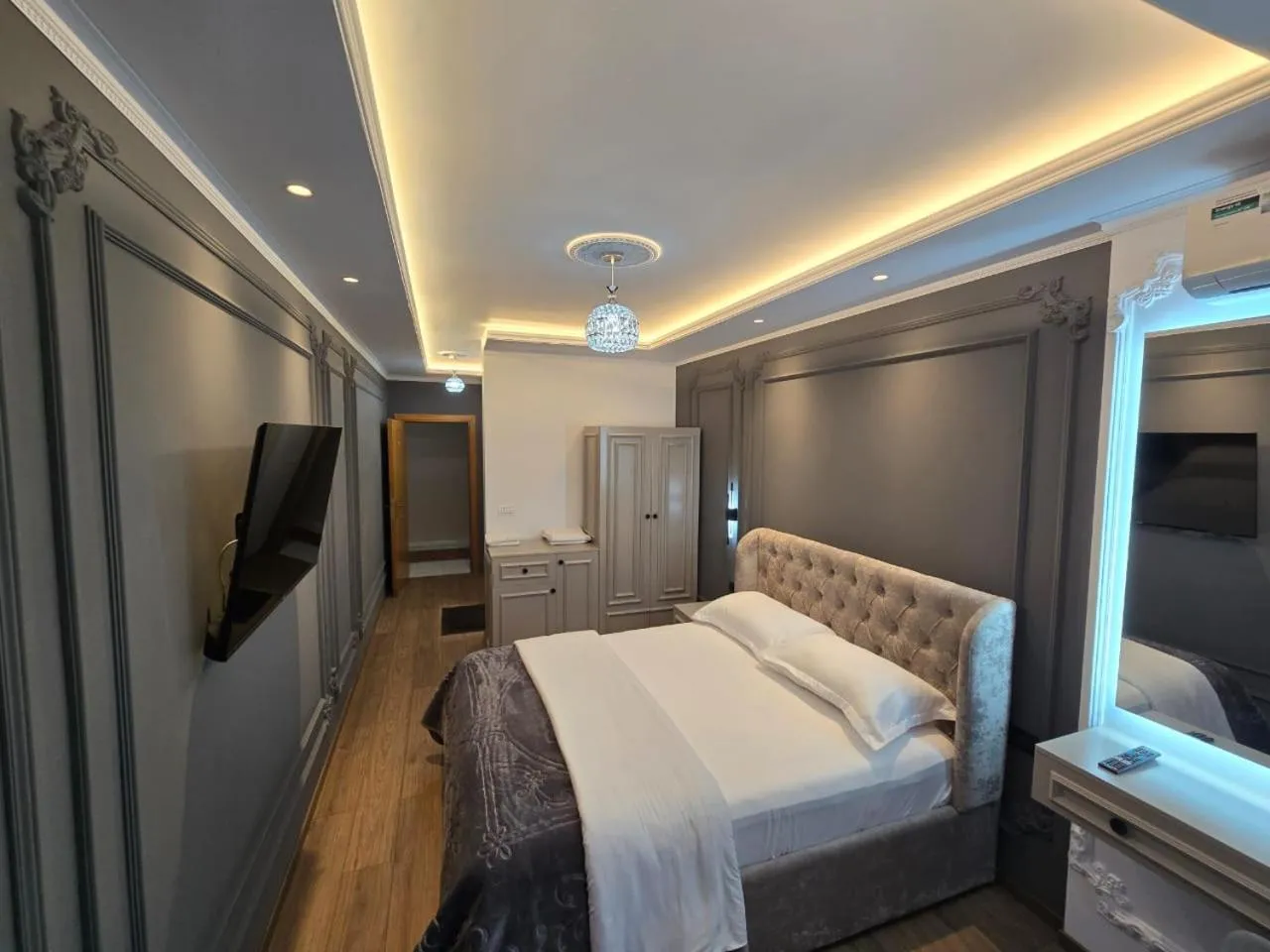 Bed in Hotel Belvedere