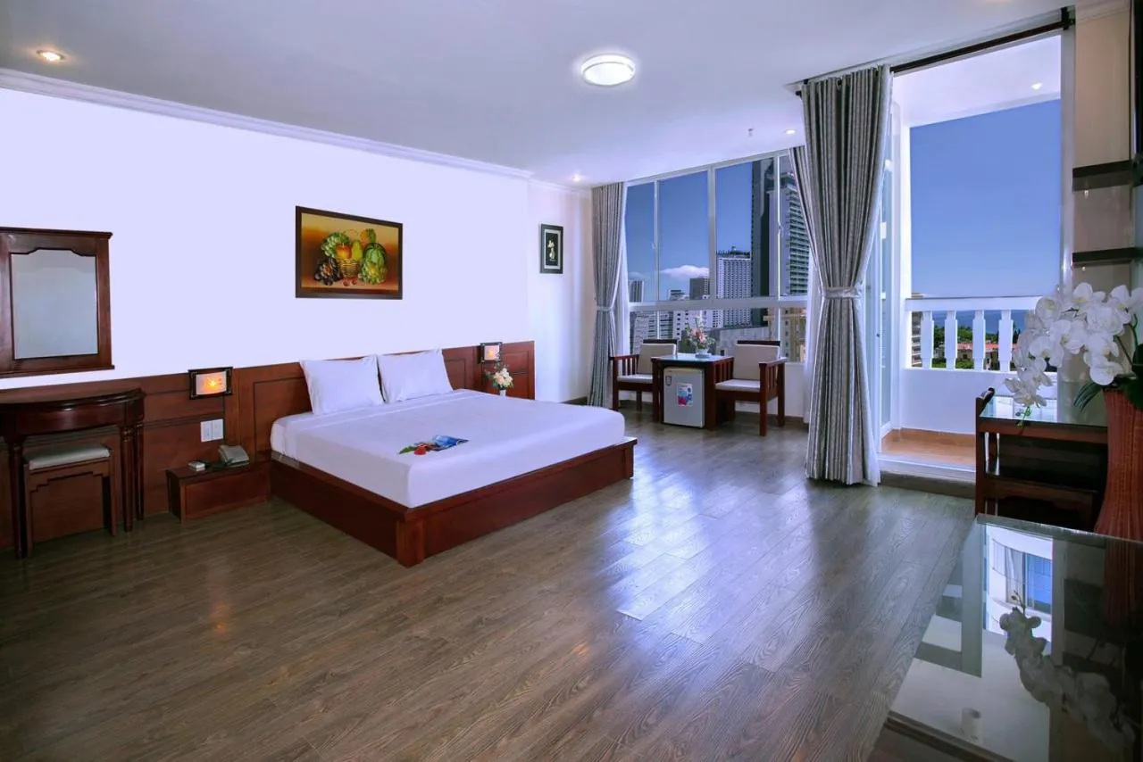 Bed in Nice Swan Hotel