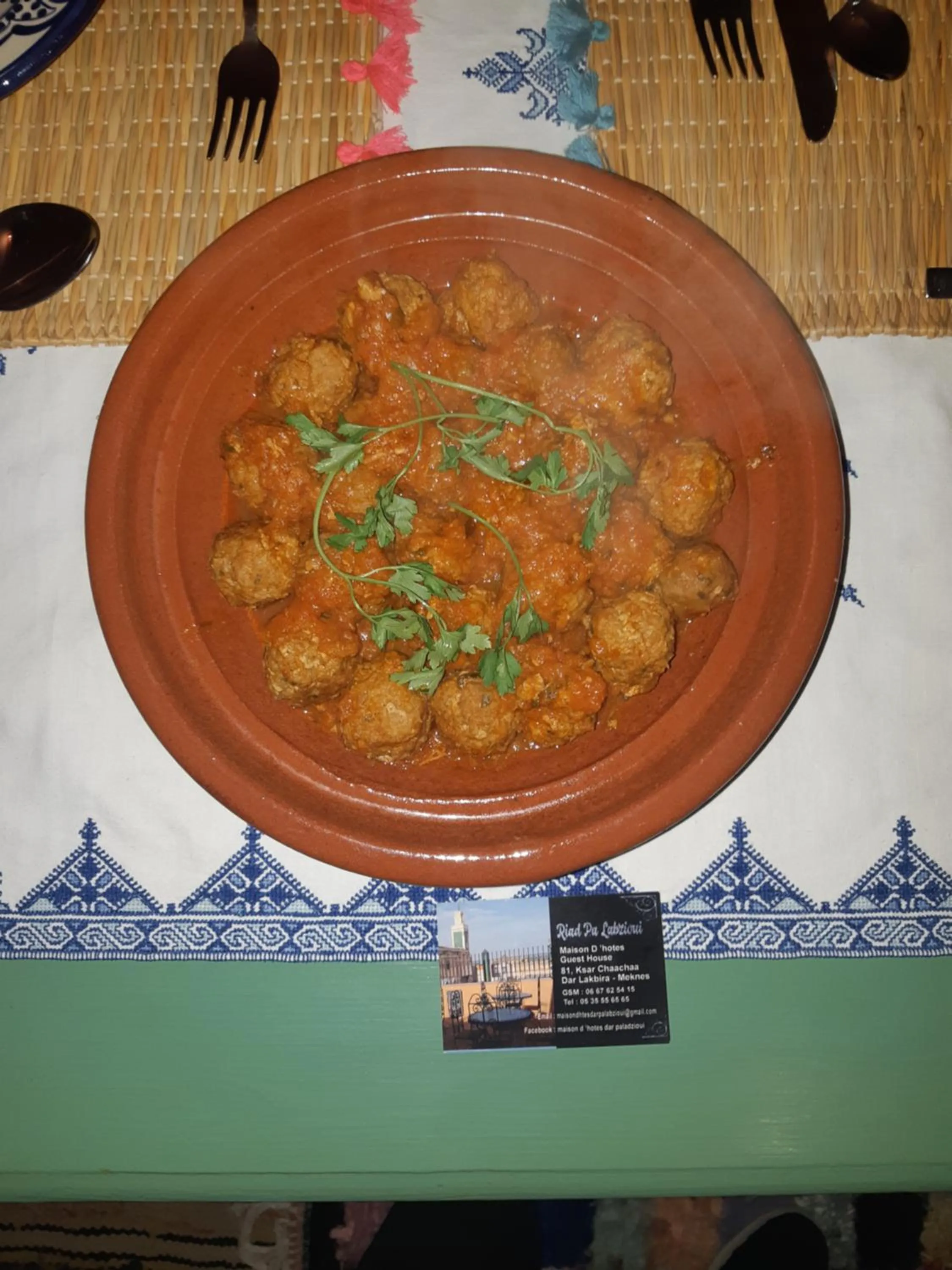 Restaurant/places to eat in Dar Pa Labzioui