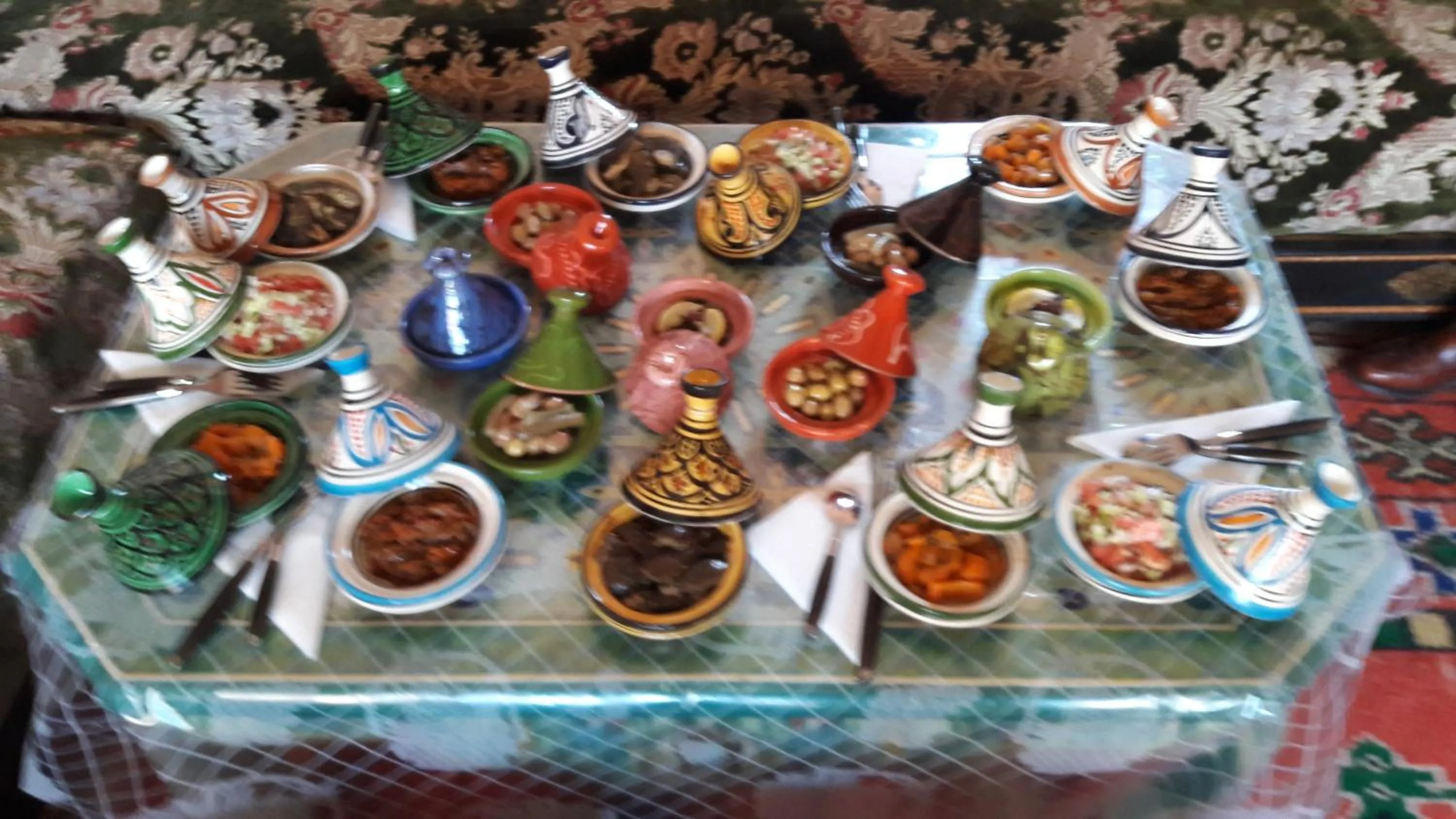 Food and drinks in Dar Pa Labzioui