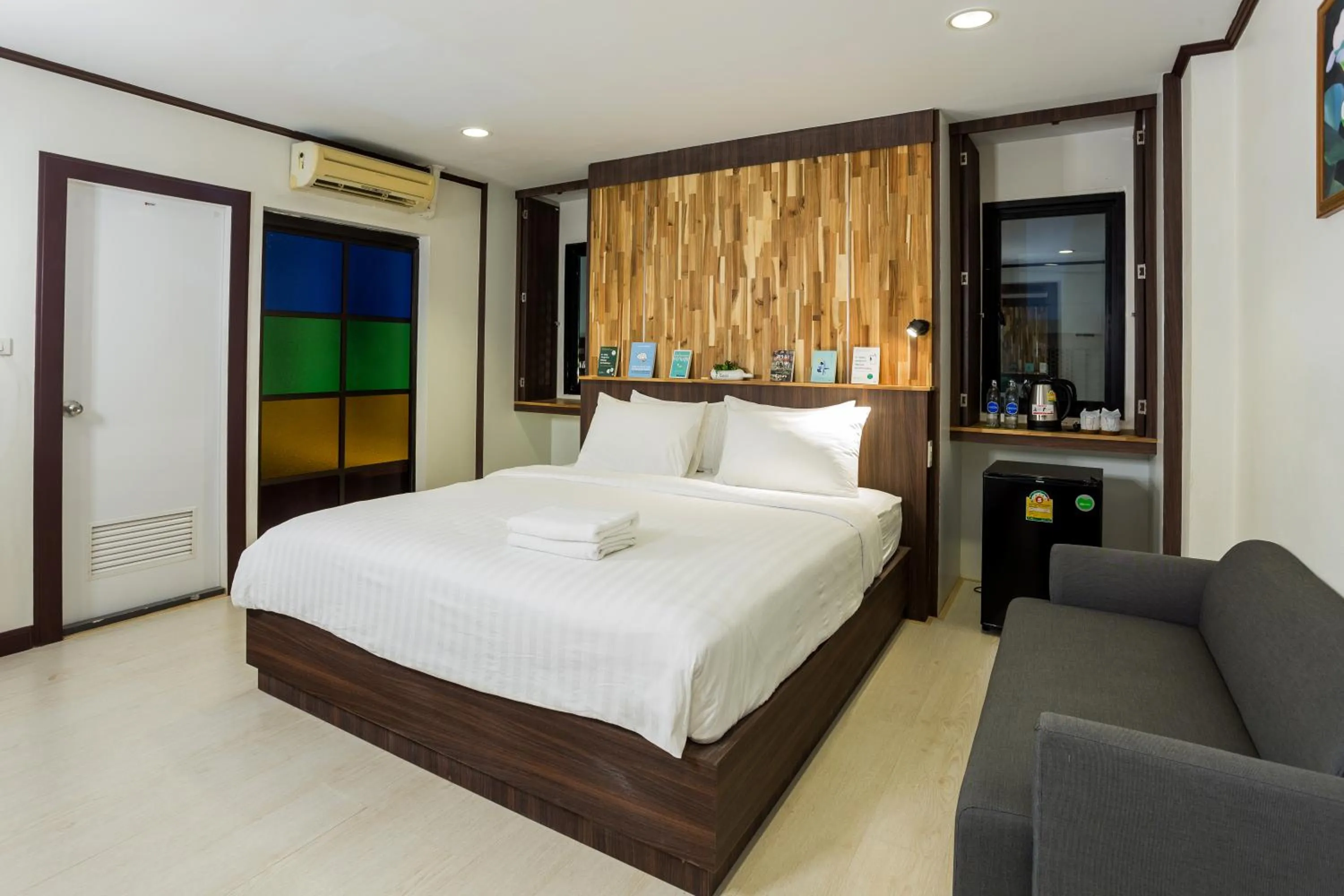 Bed in Phimai Paradise Boutique Hotel