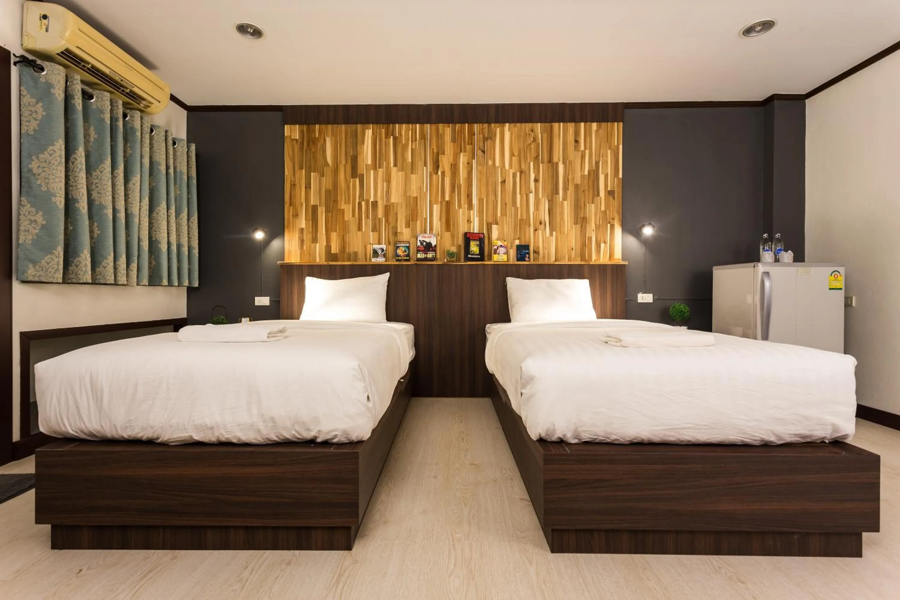 Bed in Phimai Paradise Boutique Hotel