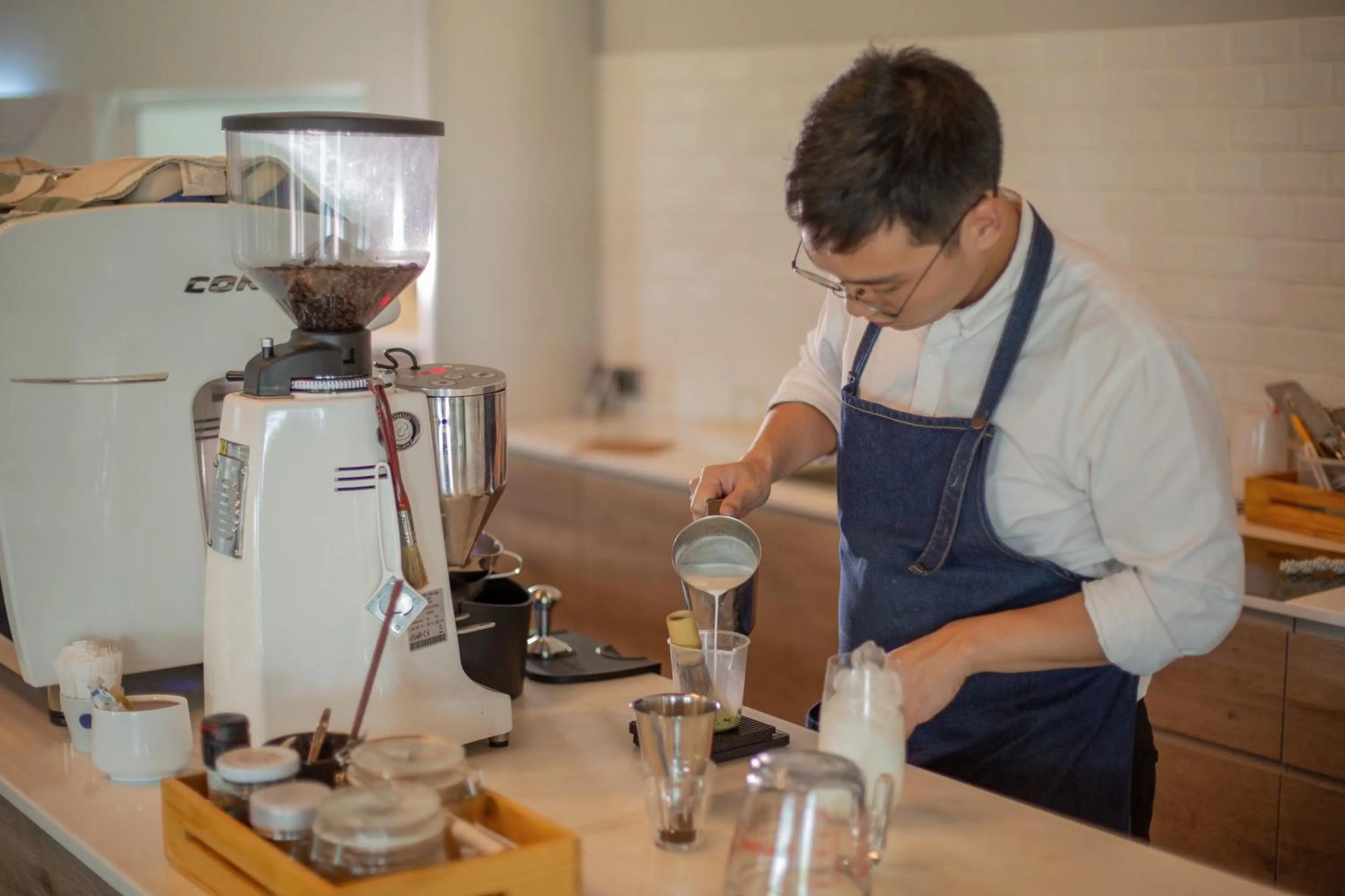 Restaurant/places to eat in Na Tree Tara Riverside Resort Amphawa Damnoensaduak