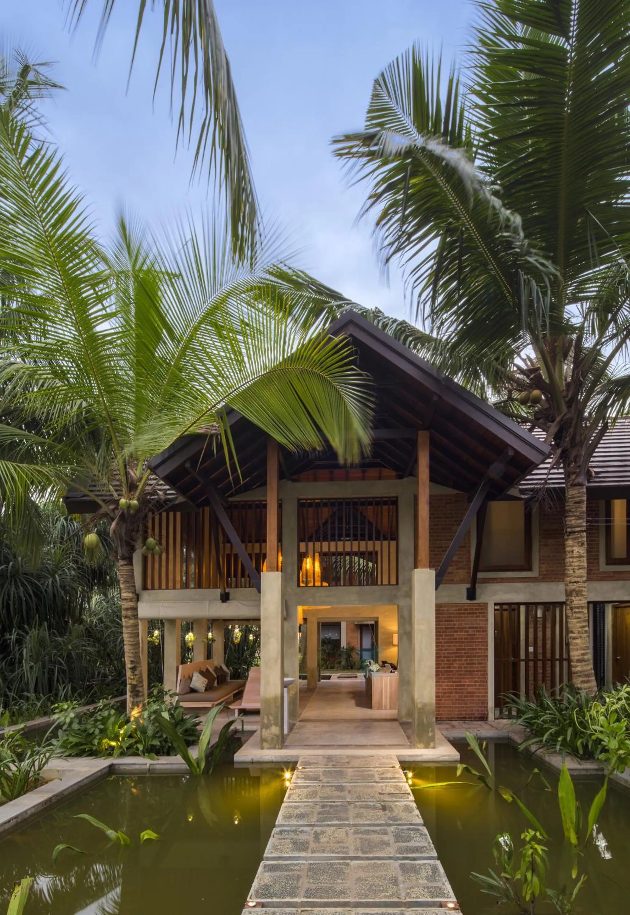 Restaurant/places to eat in Ayana Sea