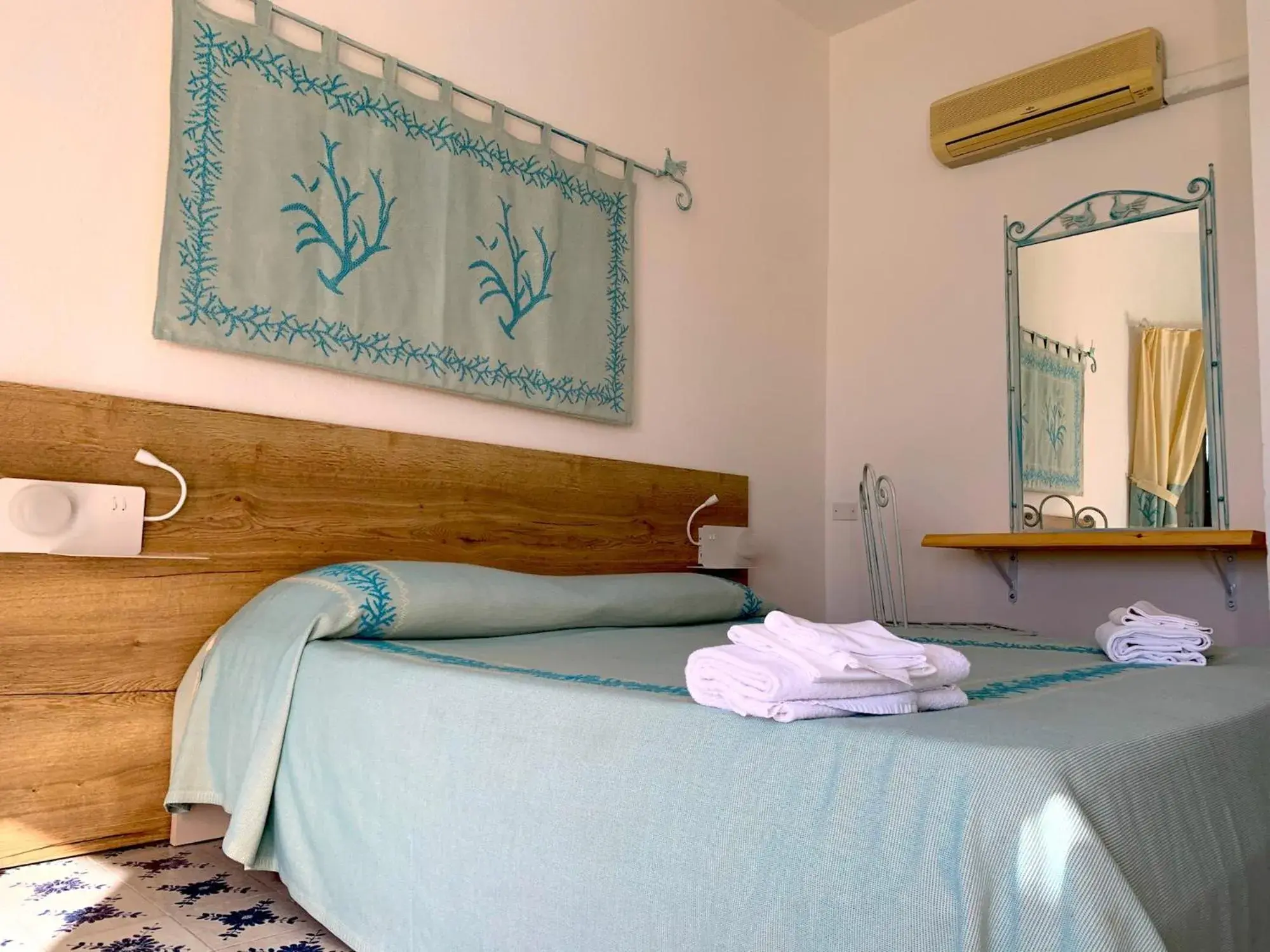 Quadruple Room in Club Esse Shardana Quadruple Room in Club Esse Shardana