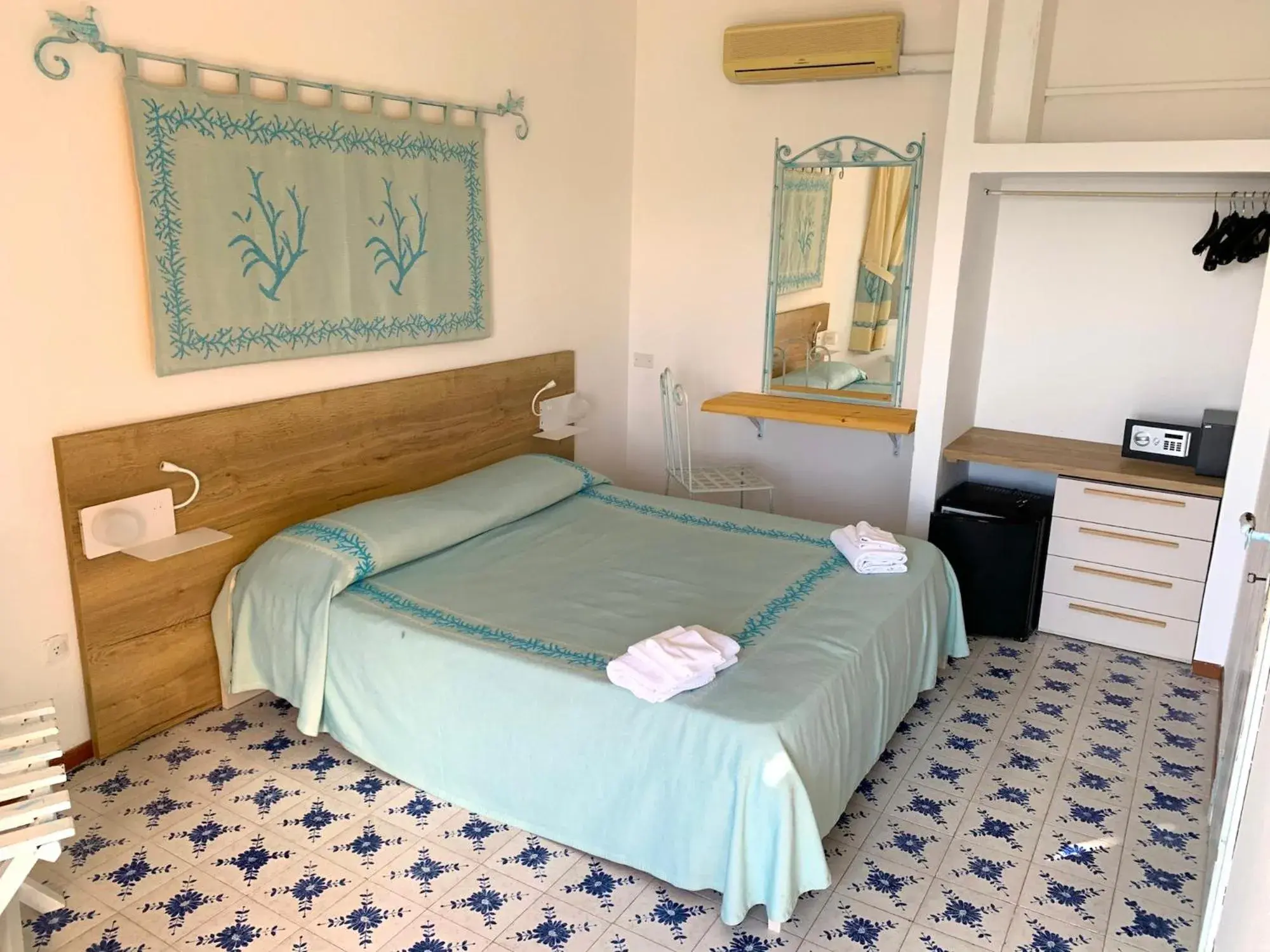 Double or Twin Room in Club Esse Shardana Double or Twin Room in Club Esse Shardana