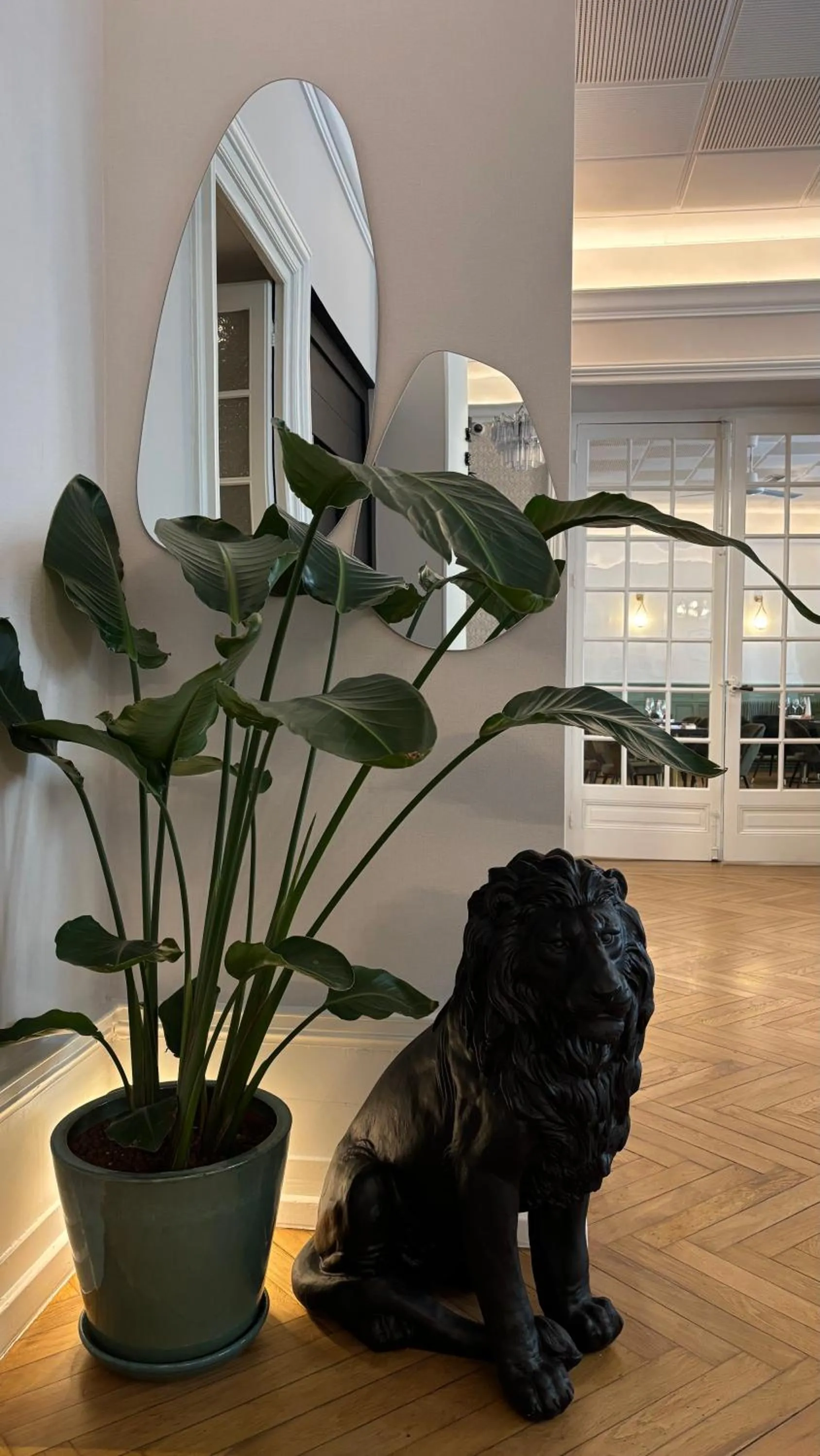 Logis Hôtel Restaurant Grand Hôtel de Lyon