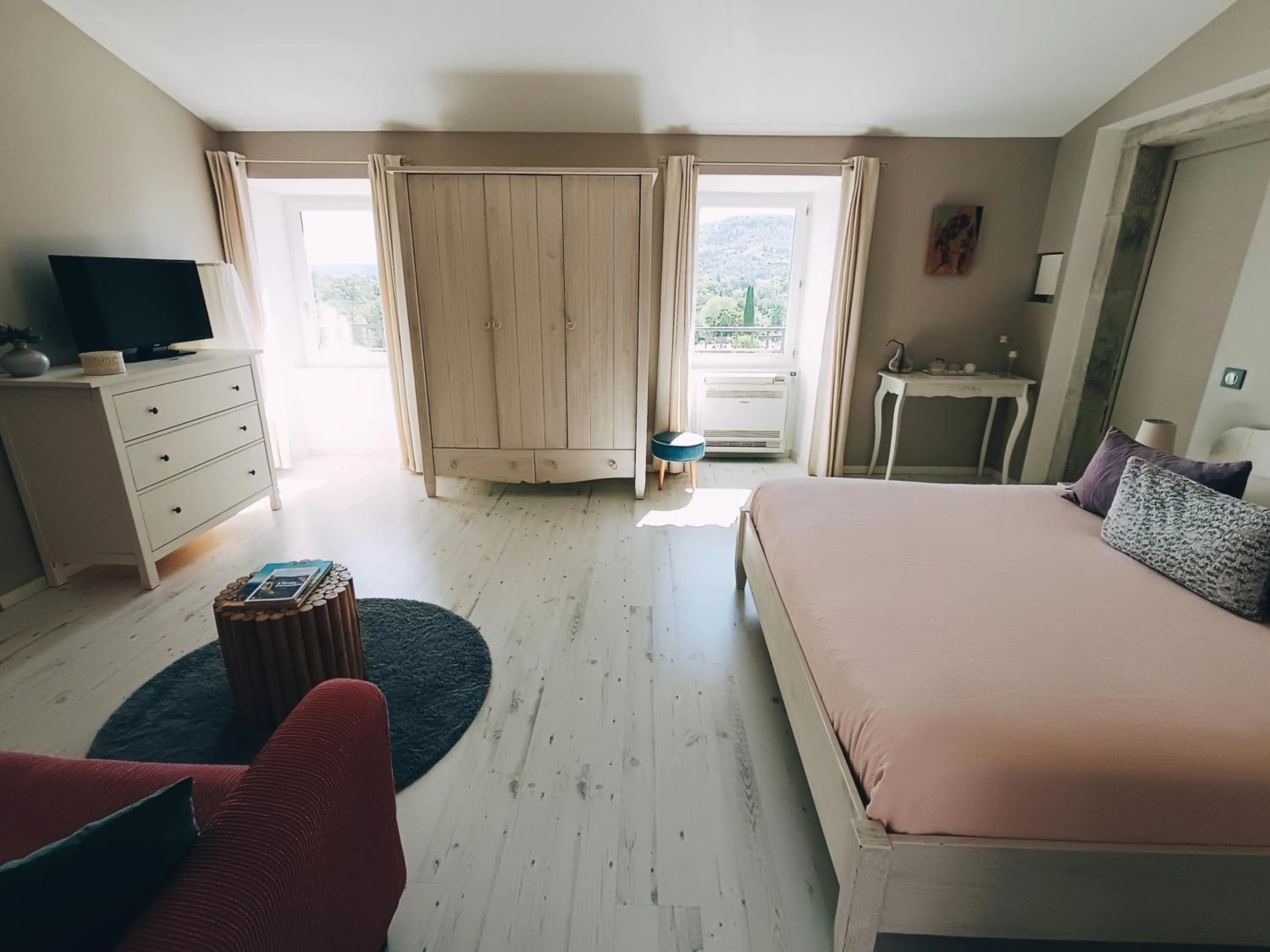 Bed in Le Mas des Loges - Les Vans / Chambonas