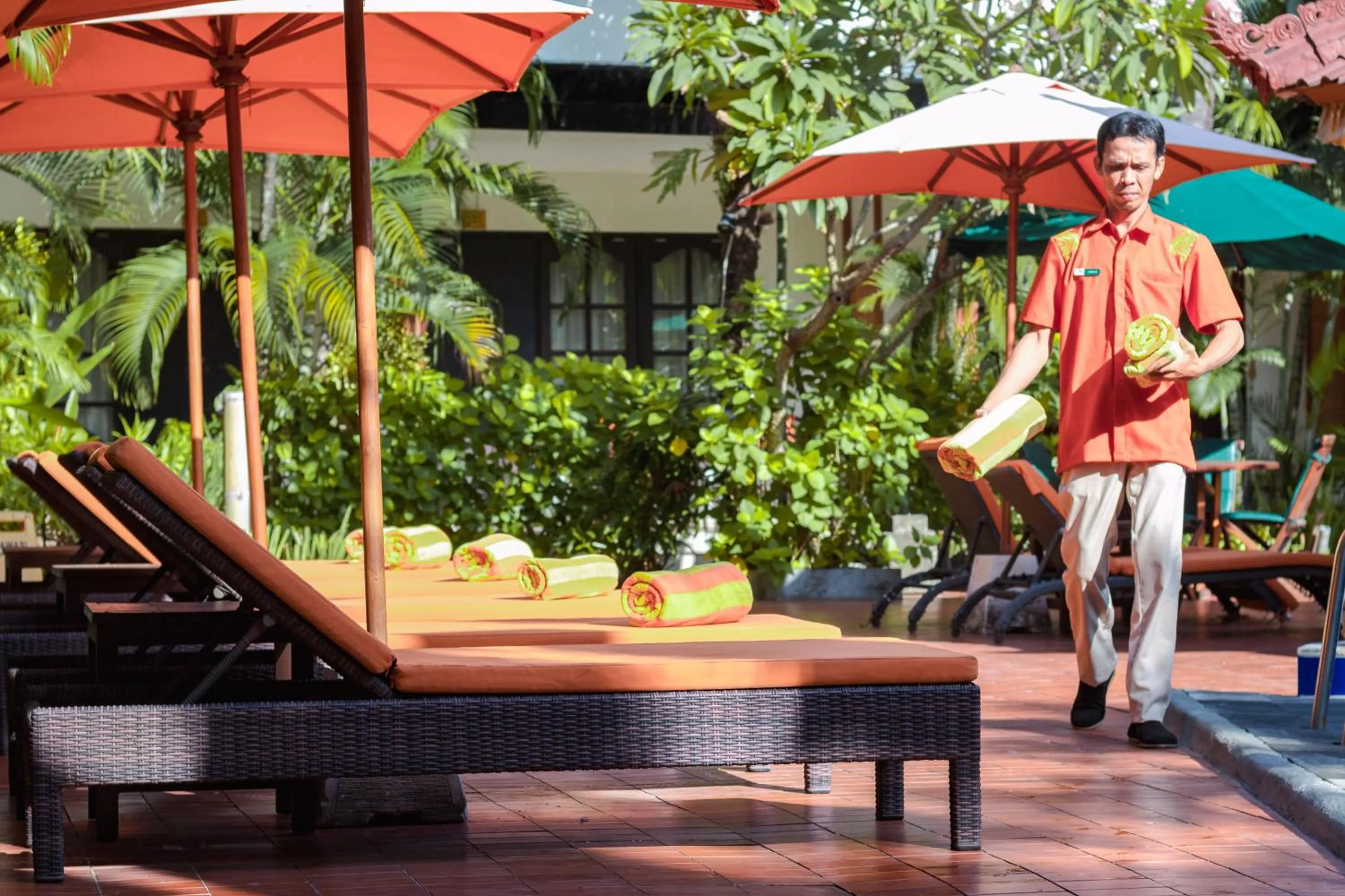 Swimming pool in Sarinande Hotel