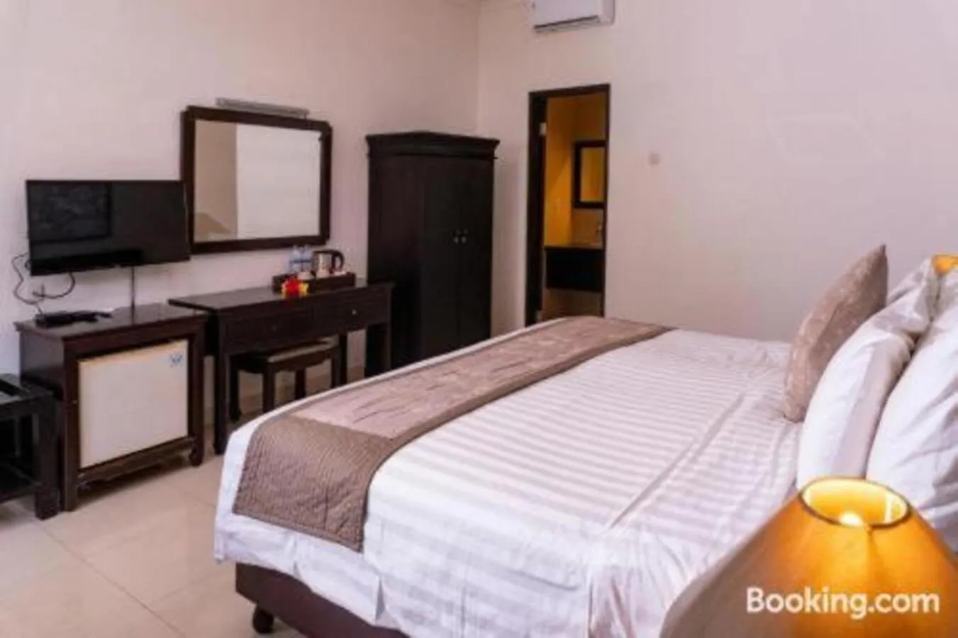 Bedroom, Bed in Sarinande Hotel