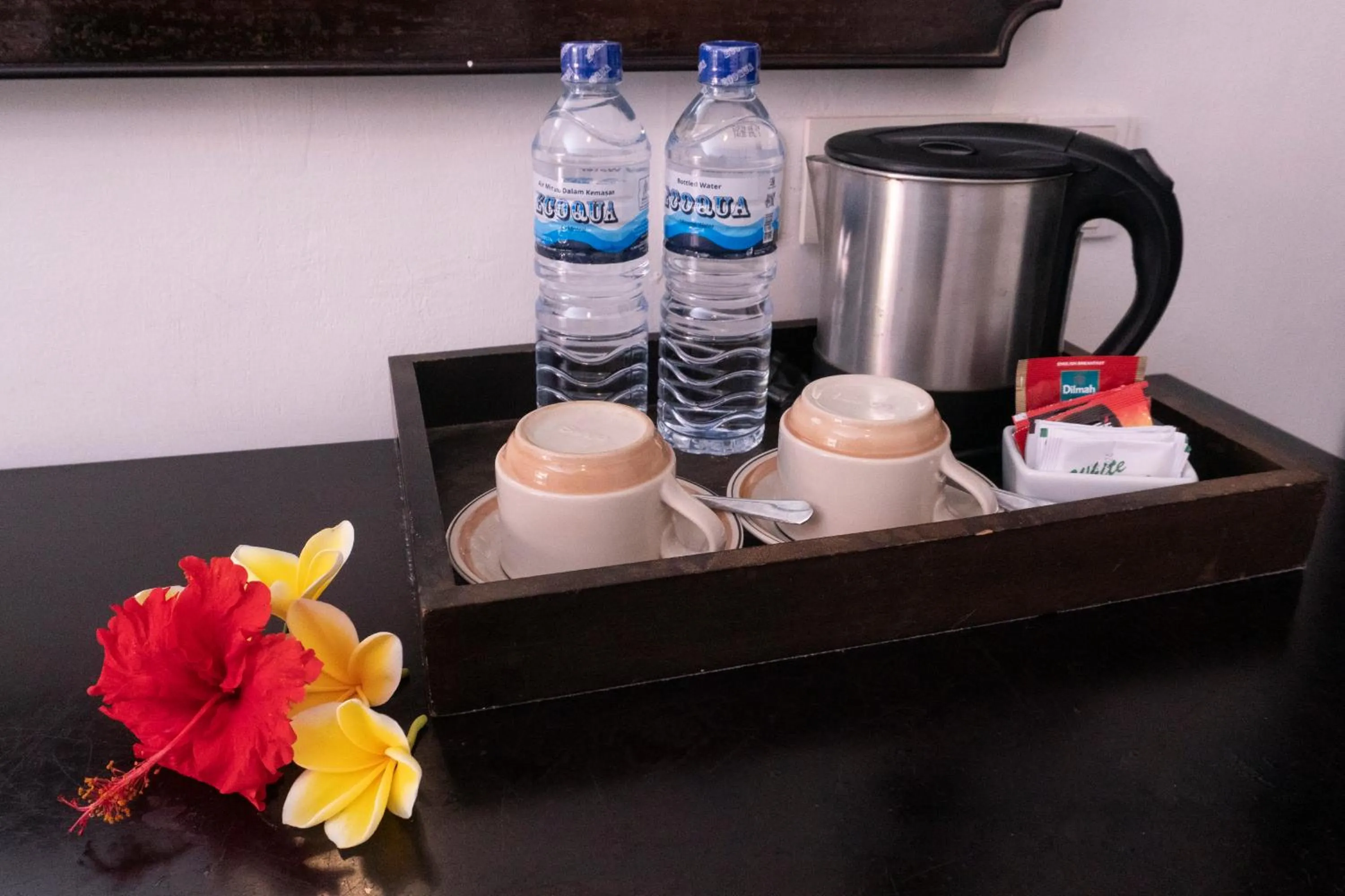 Coffee/tea facilities in Sarinande Hotel
