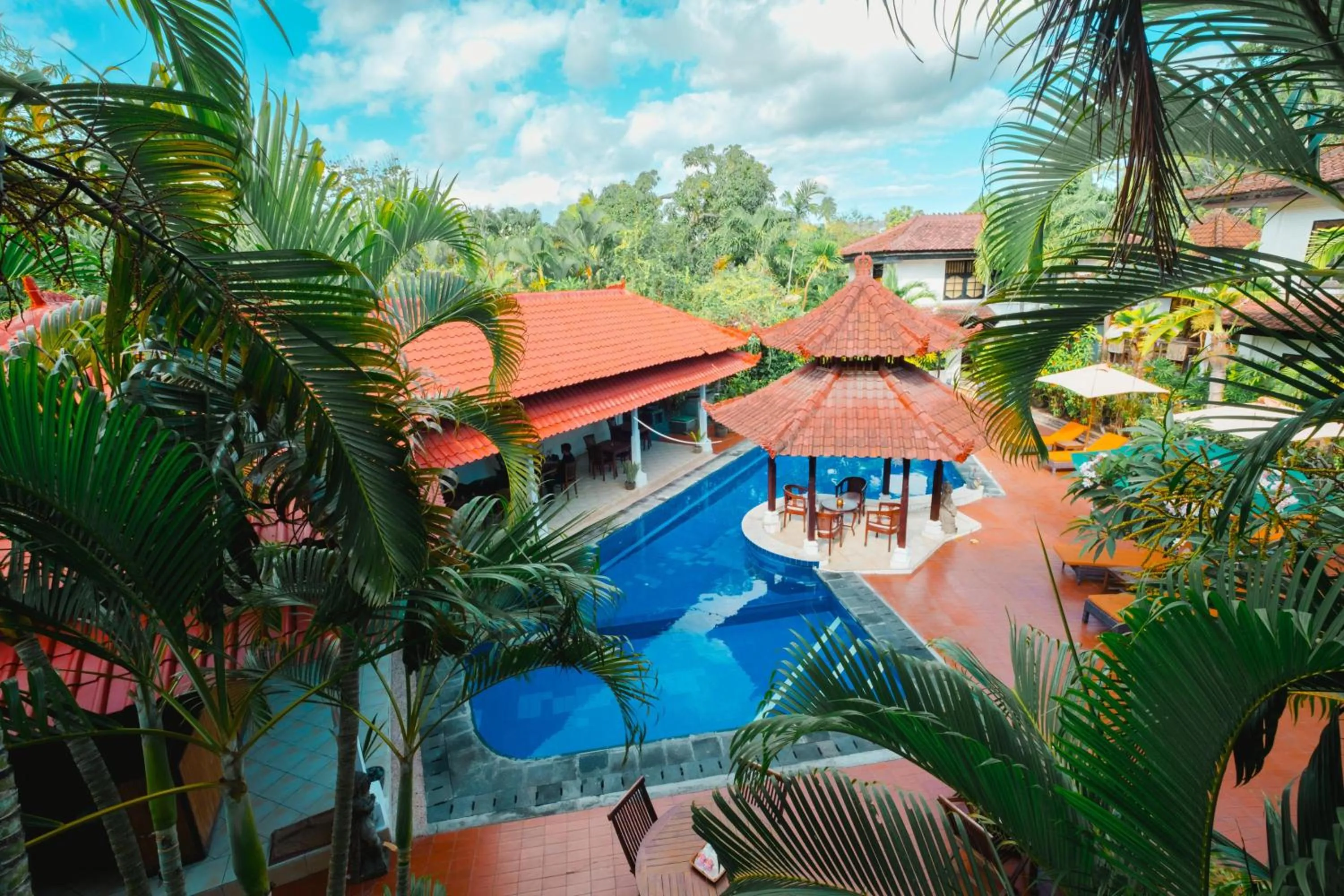 Garden view in Sarinande Hotel