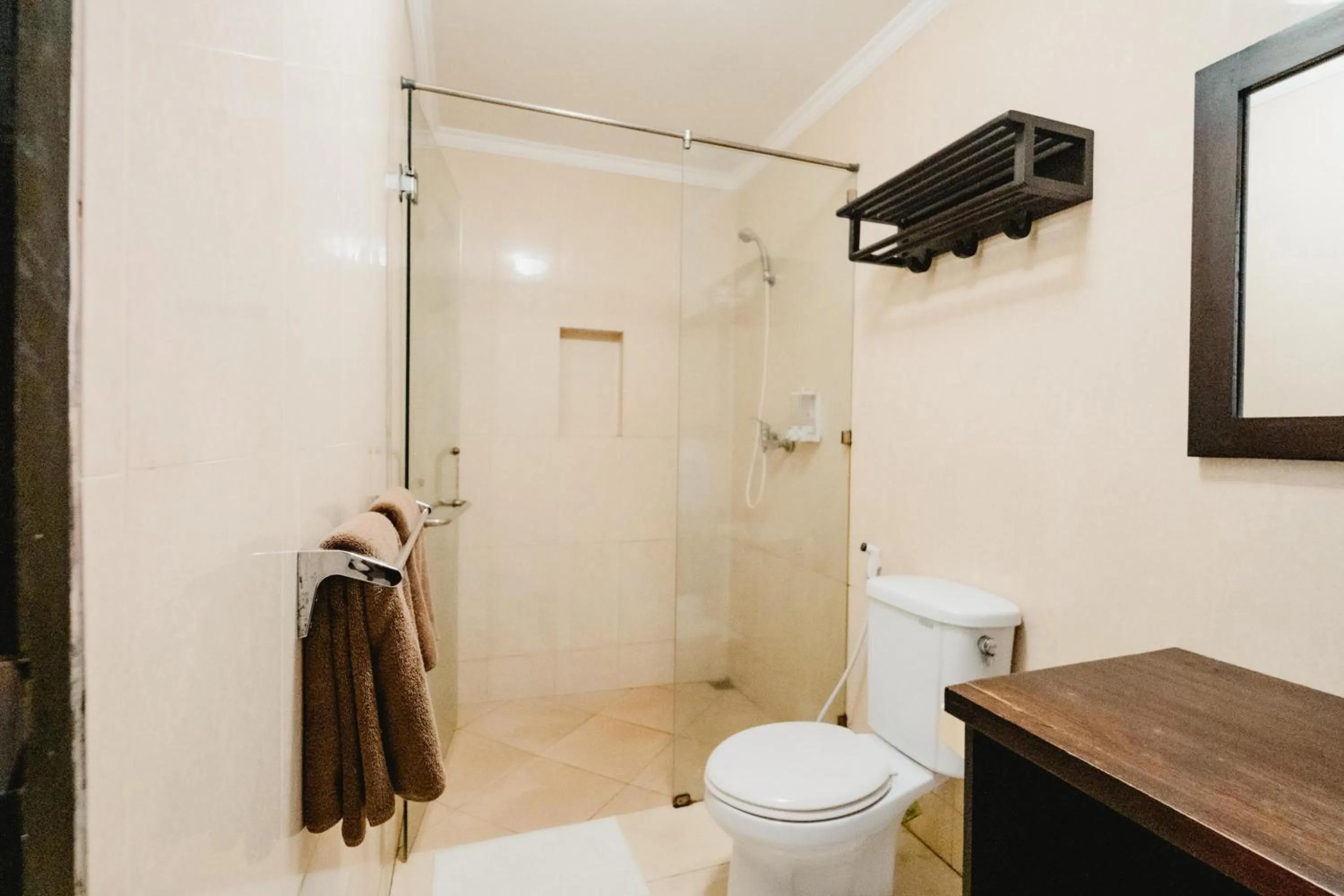 Toilet in Sarinande Hotel