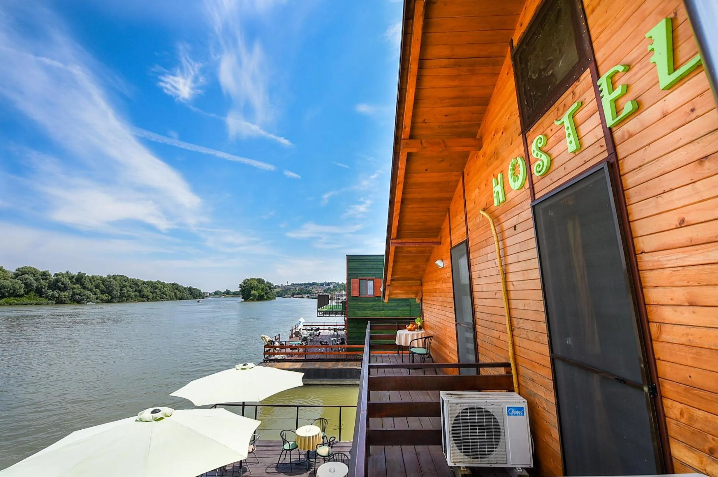 City view in San Art Floating Hostel & Apartments