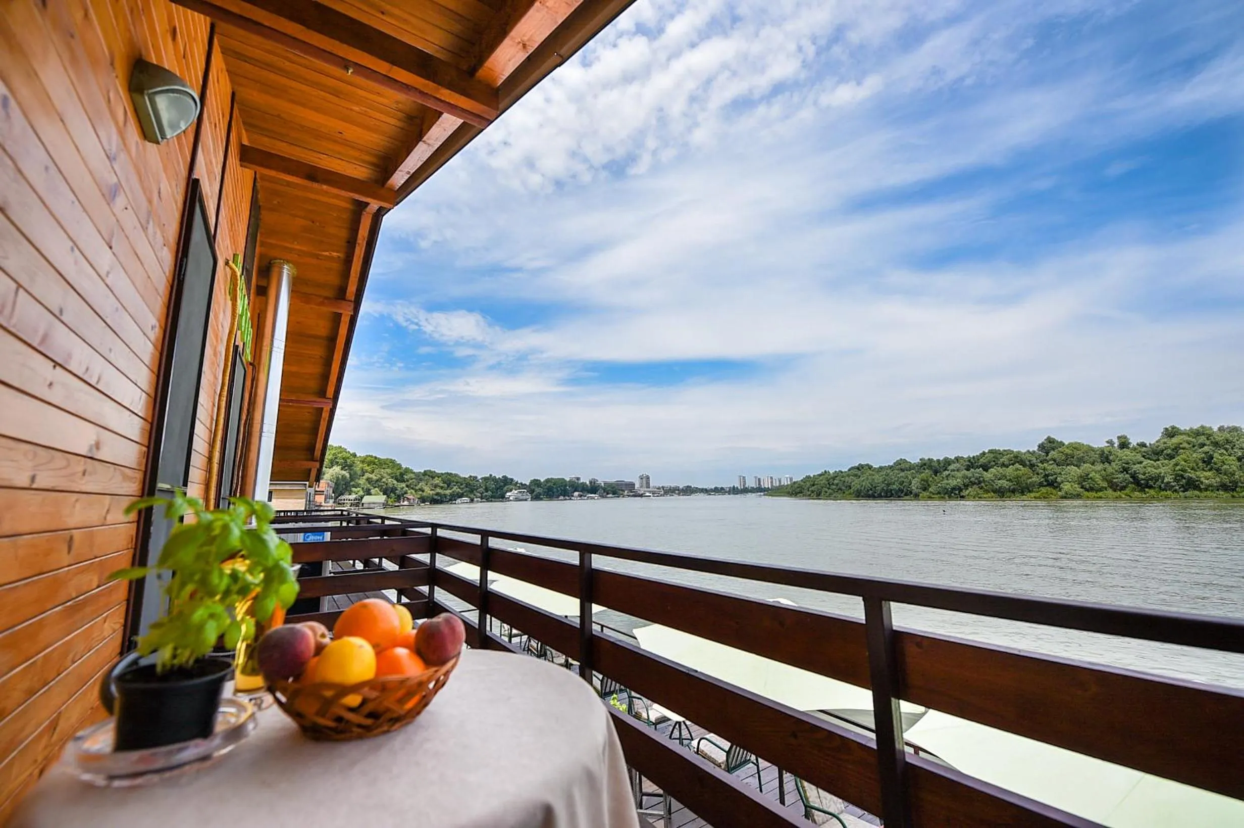 Decorative detail in San Art Floating Hostel & Apartments