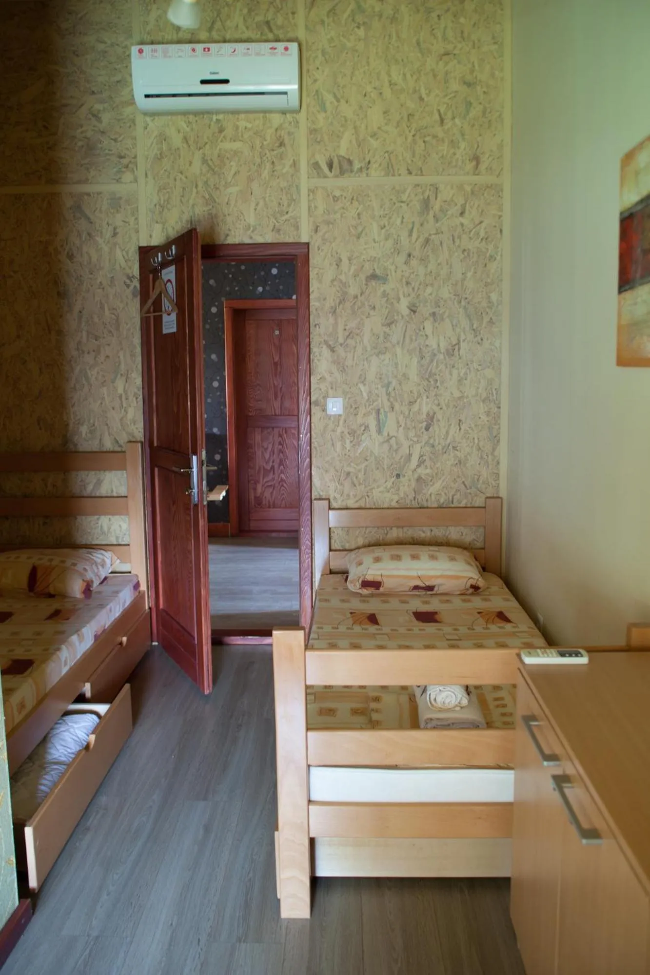 Bed in San Art Floating Hostel & Apartments