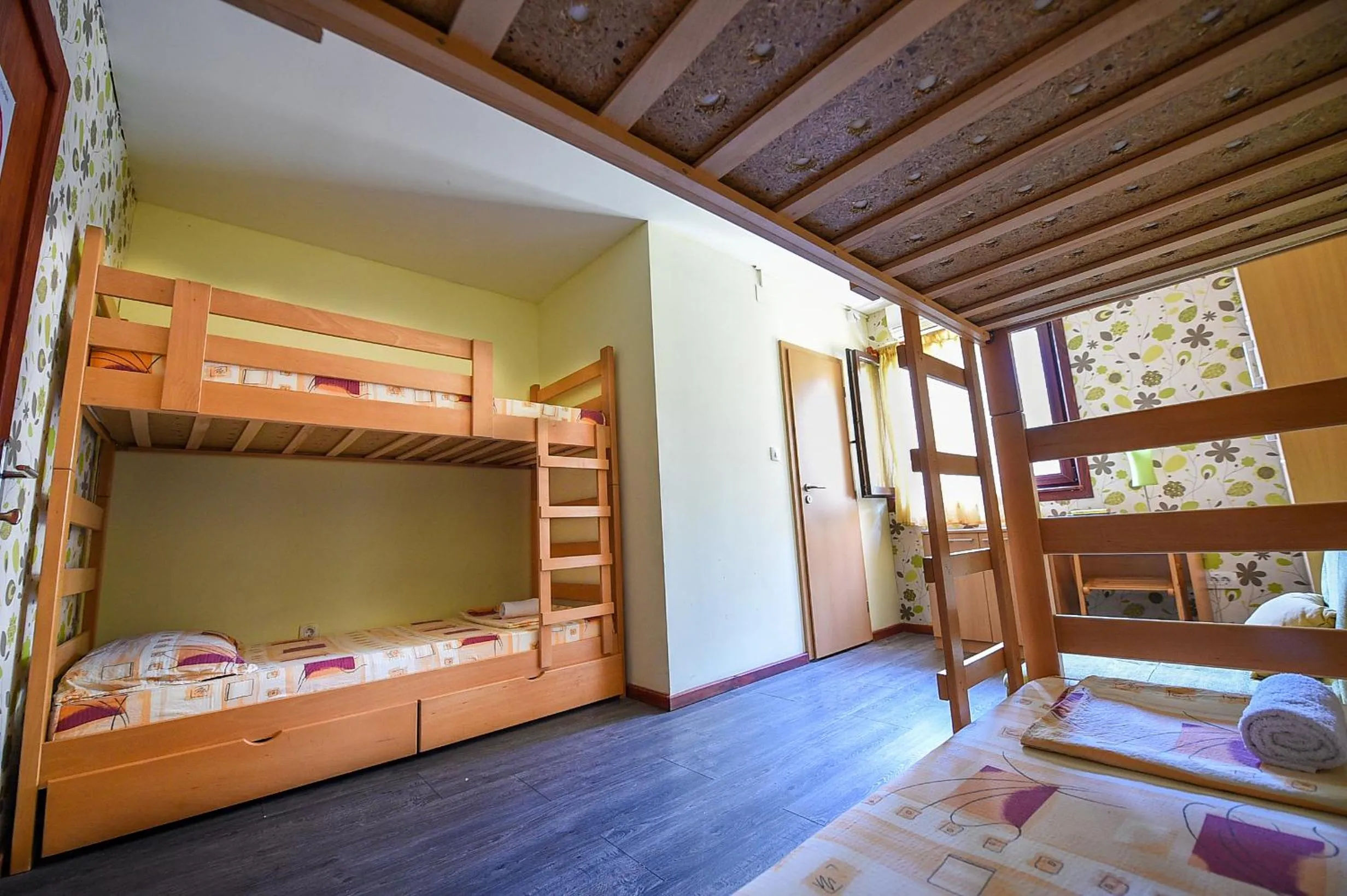 Summer, Bed in San Art Floating Hostel & Apartments