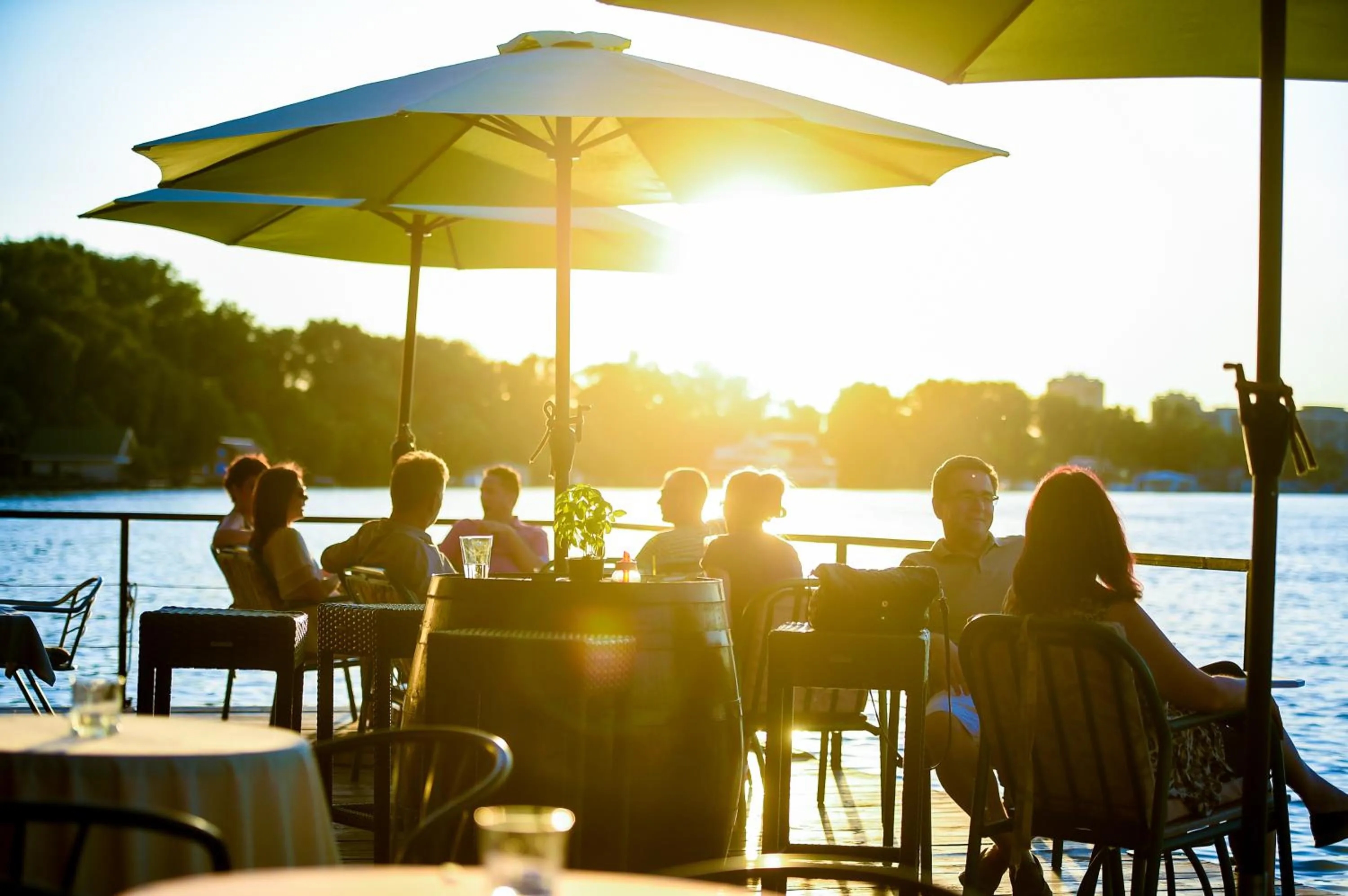 Balcony/Terrace in San Art Floating Hostel & Apartments
