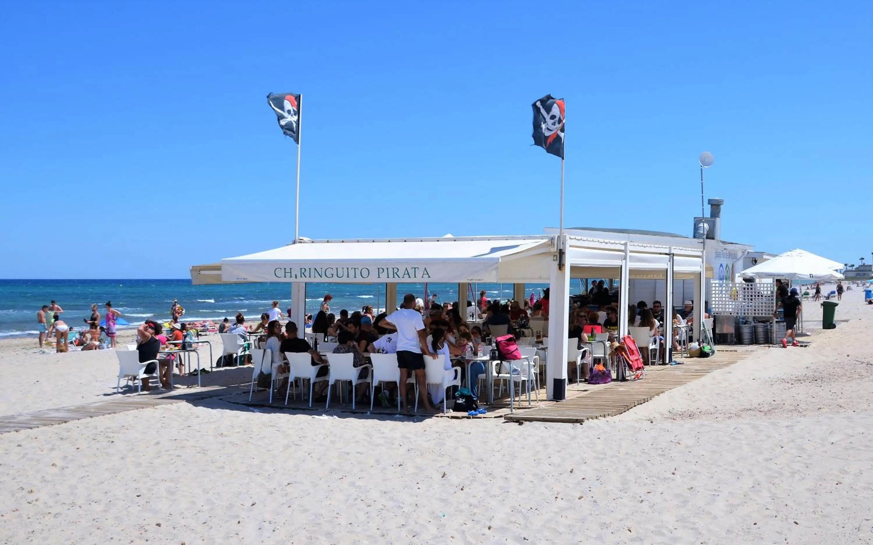 Restaurant/places to eat in Higuericas Beach Apartment