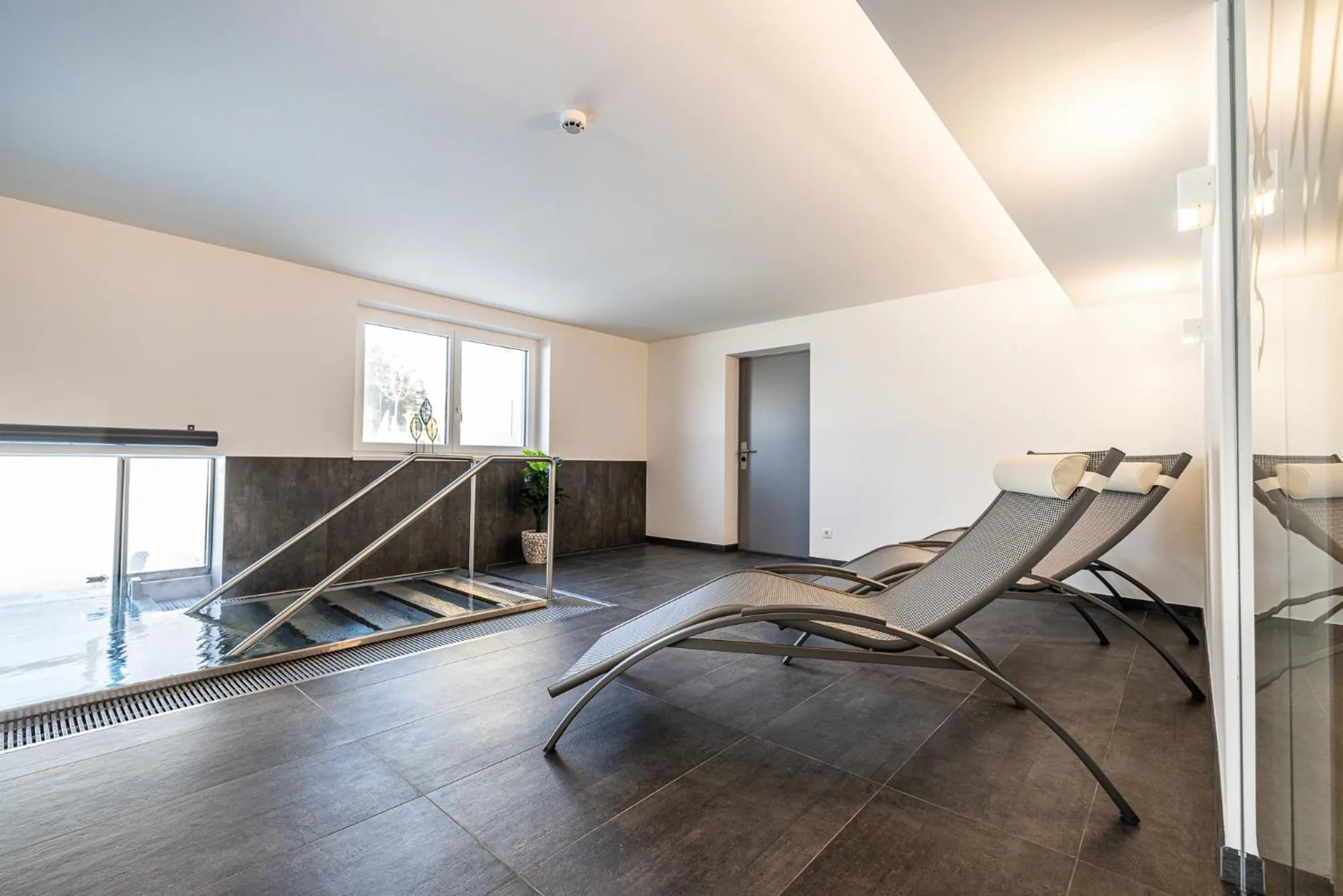 Swimming pool in Der Alpenblick