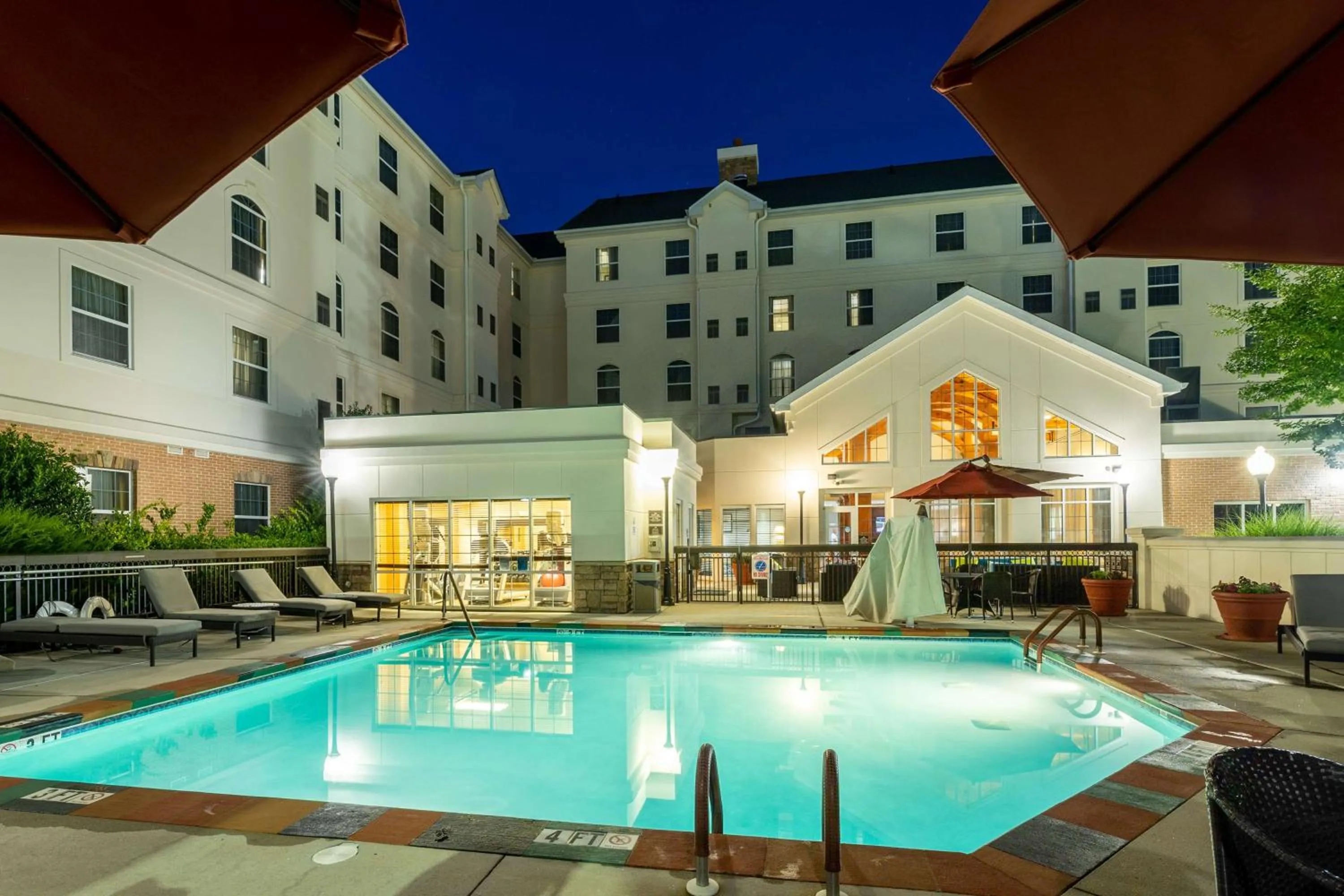 Swimming pool in Homewood Suites by Hilton Lawrenceville Duluth