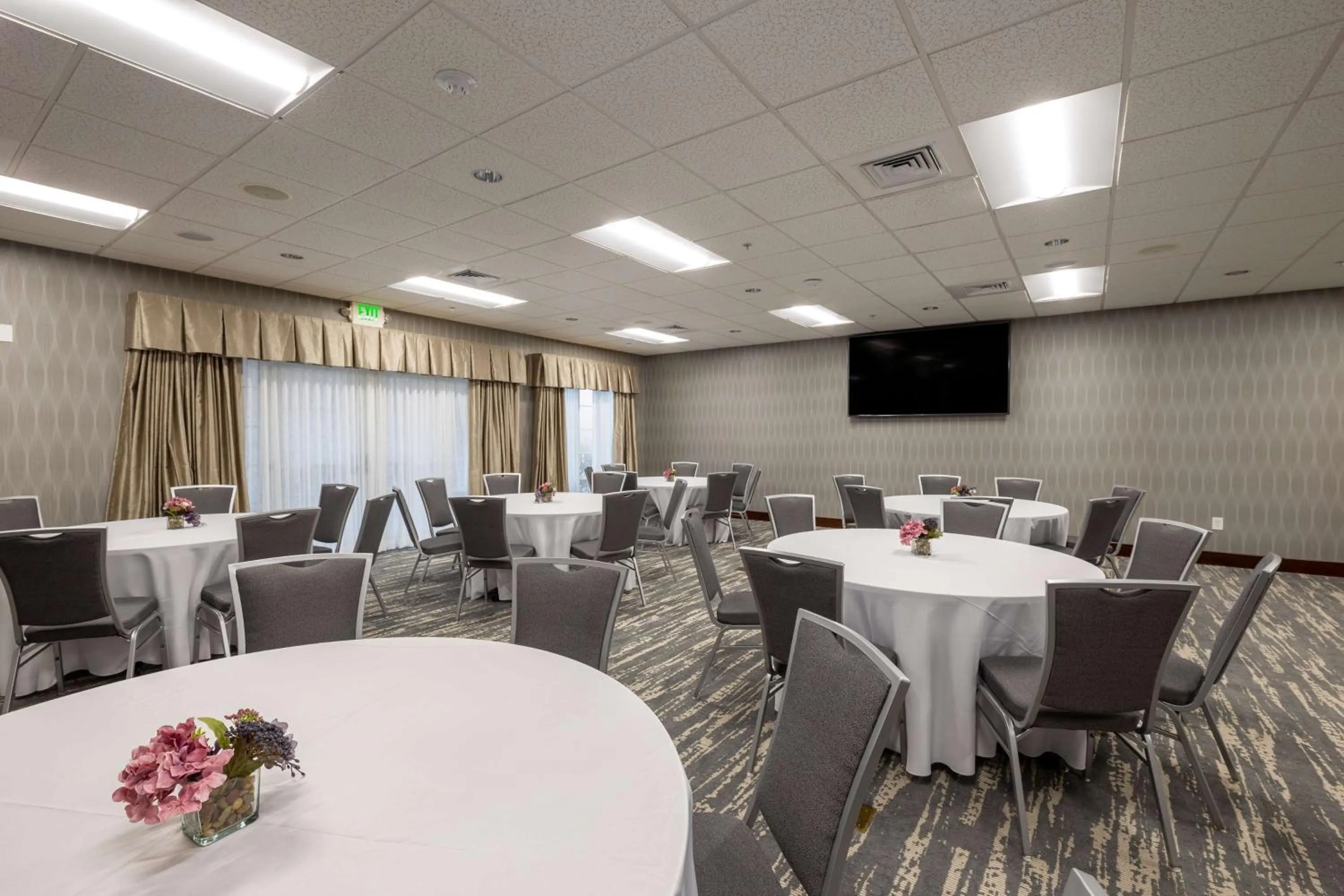 Meeting/conference room in Homewood Suites by Hilton Lawrenceville Duluth