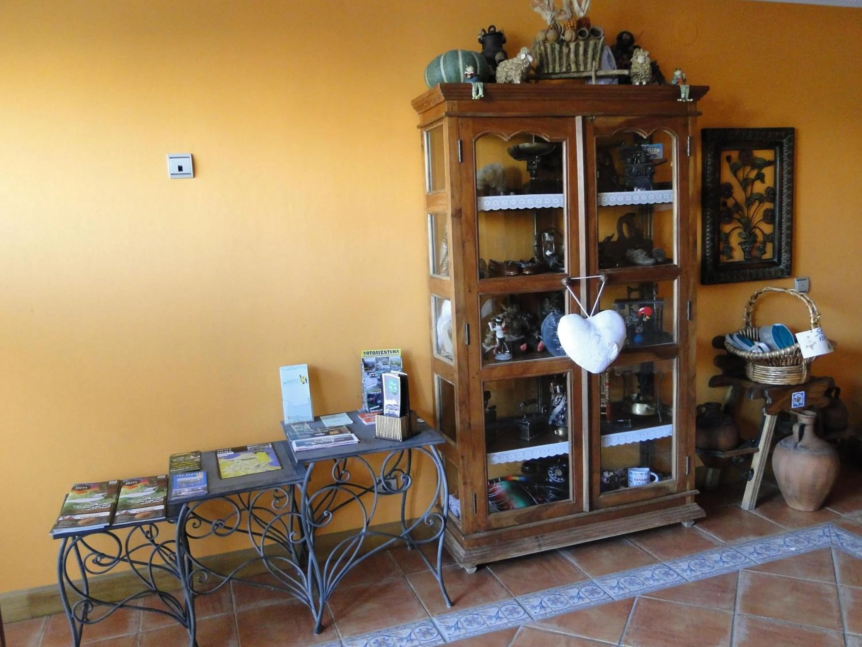 Communal lounge/ TV room in Posada La Mies