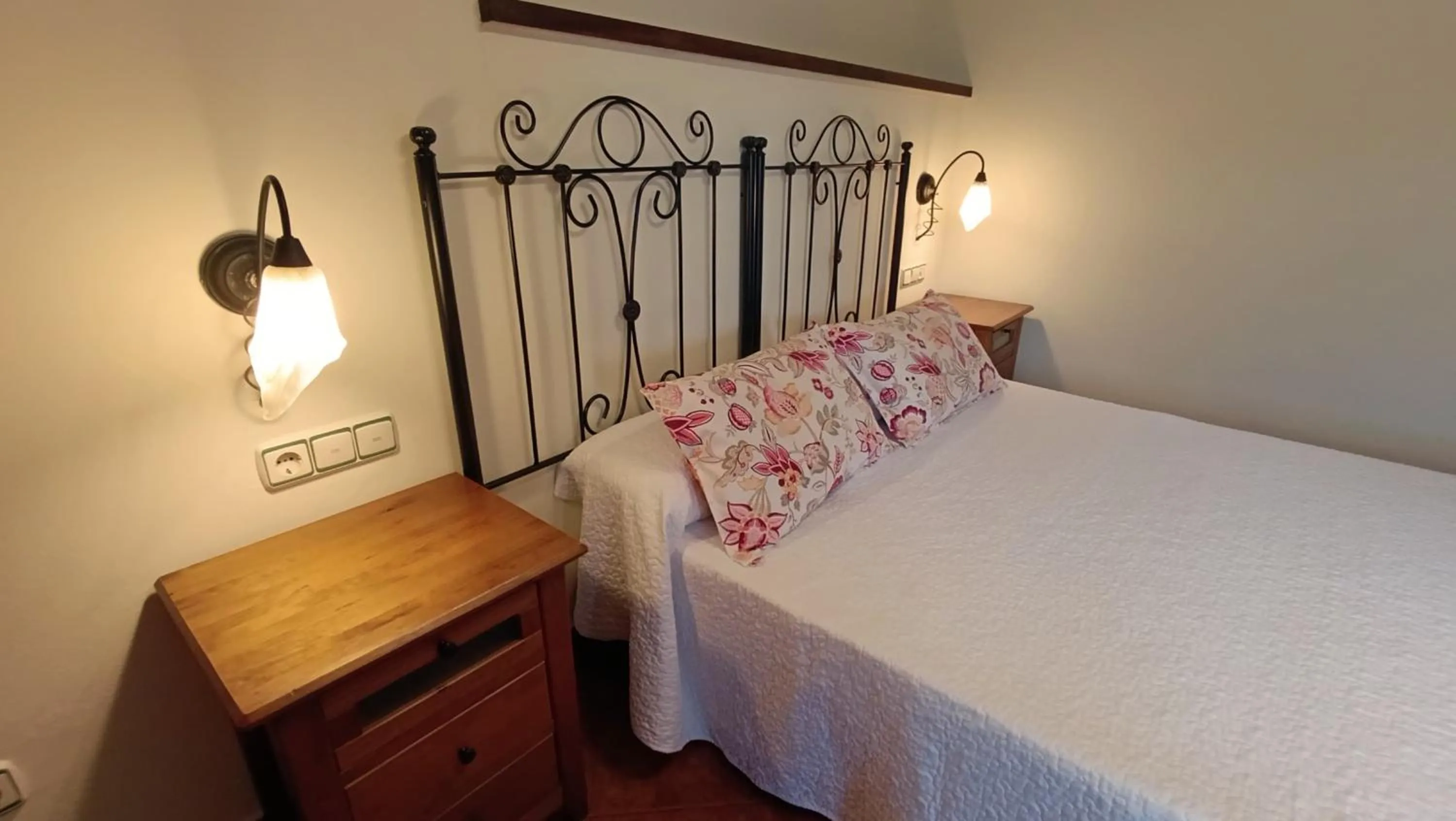 Bed in Hotel Rural Alavera