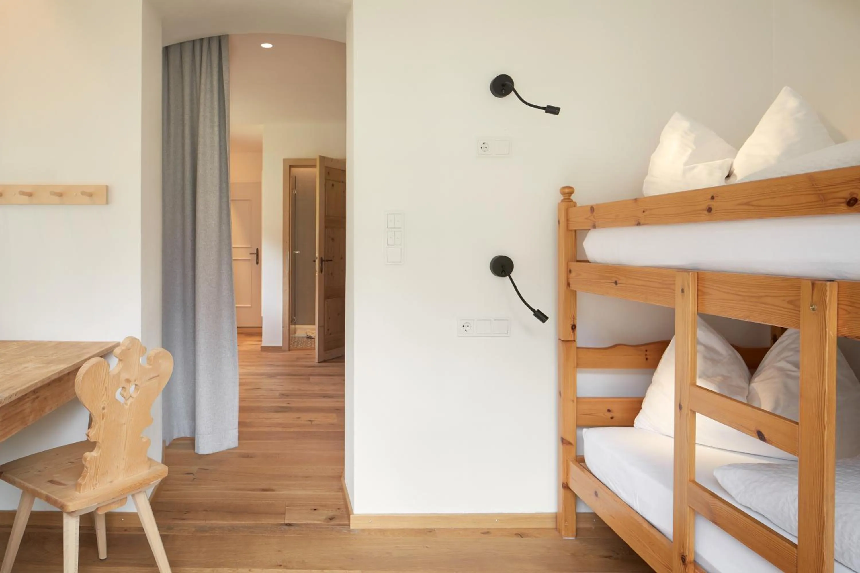 children, Bed in Hotel Bella Vista