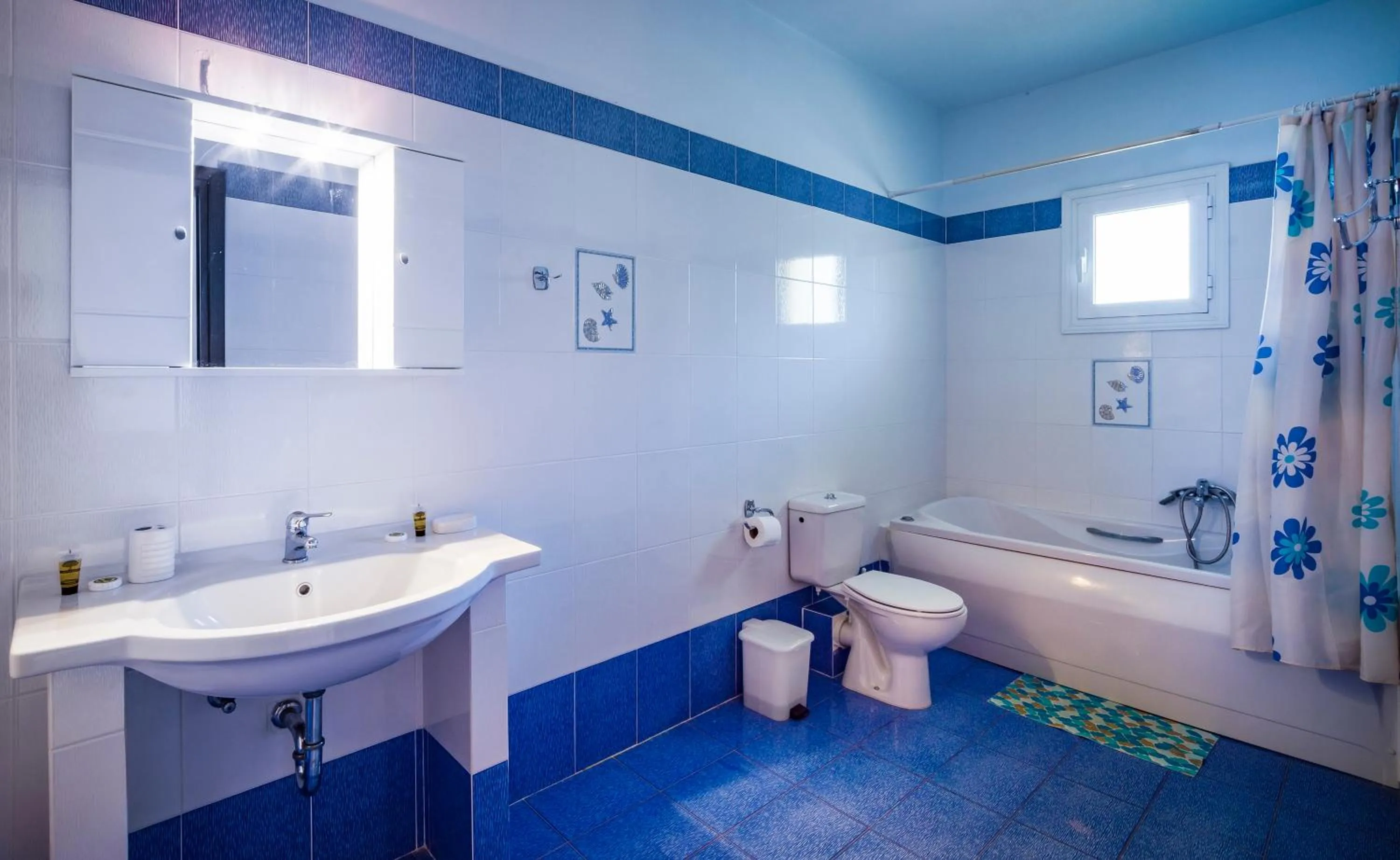 Limnionas Bay Village Hotel