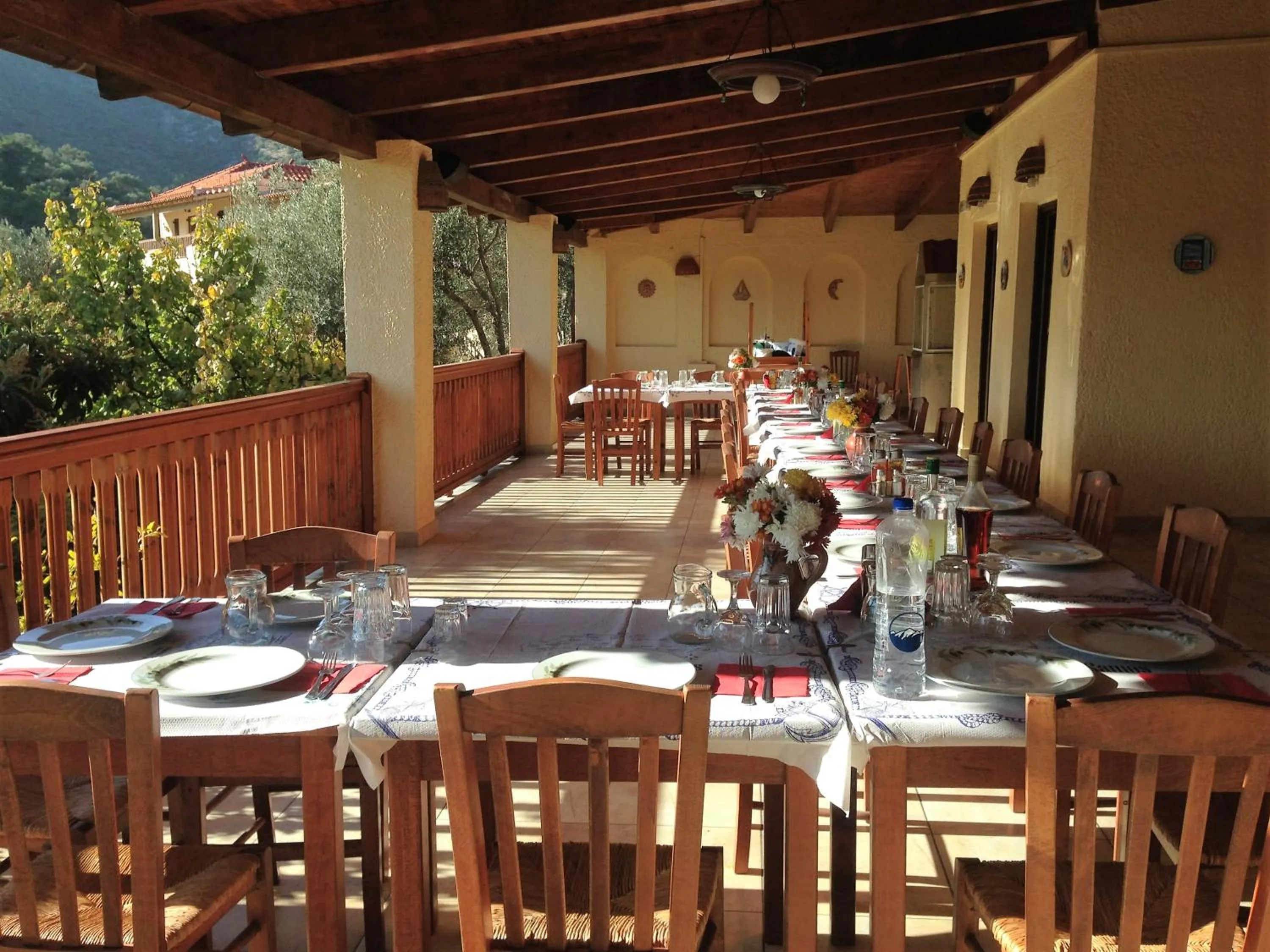 Restaurant/places to eat in Limnionas Bay Village Hotel