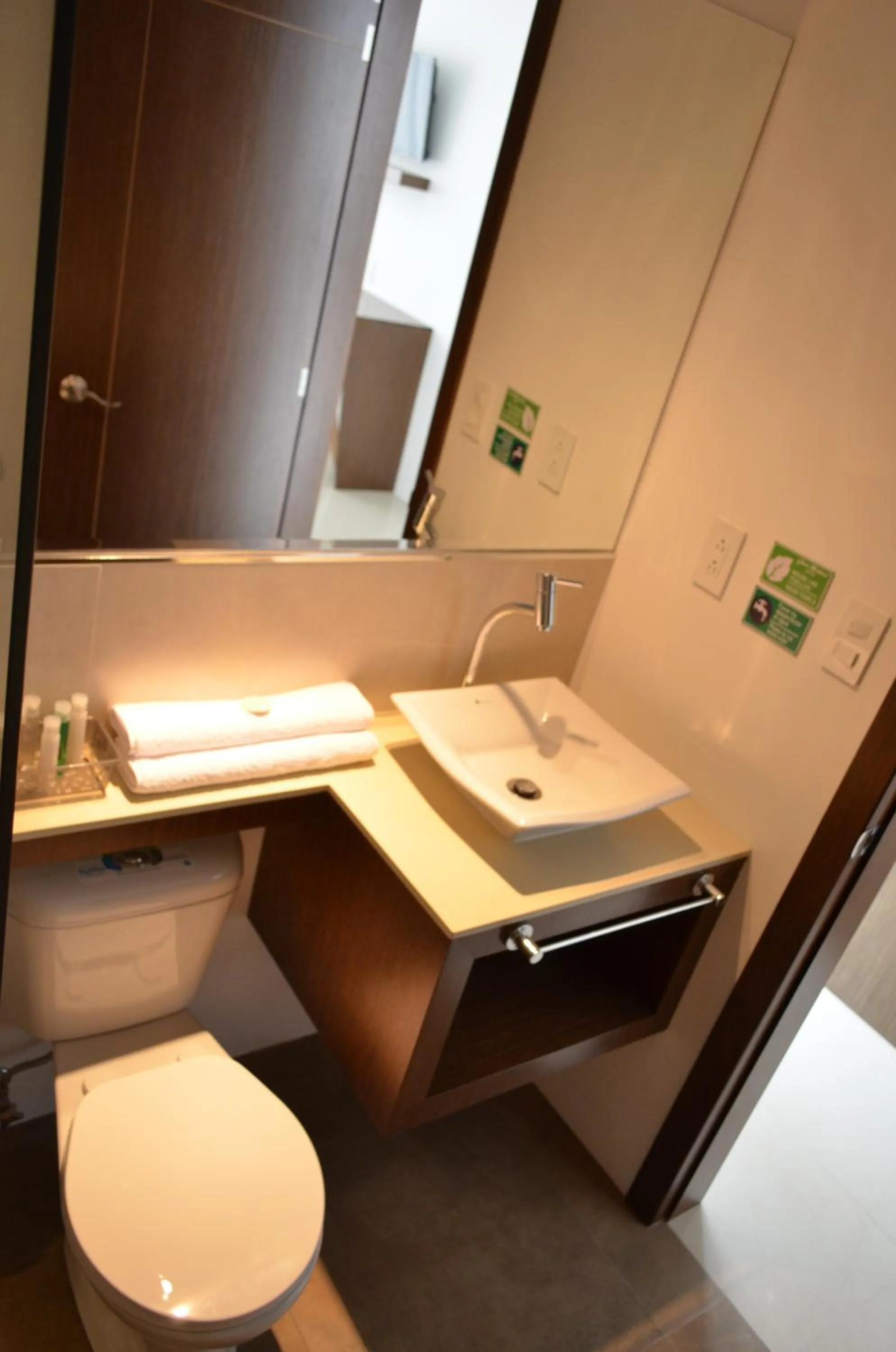 Bathroom in Hotel Gran Mariscal Quito